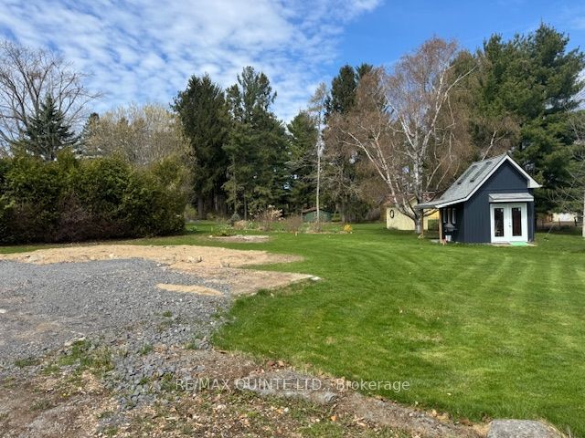 8 Rogers Street Property Photo 4