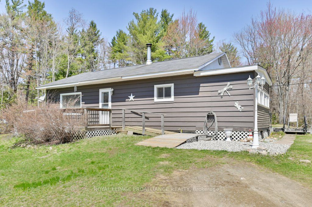 708 Skootamatta Lake Rd Property Photo 1