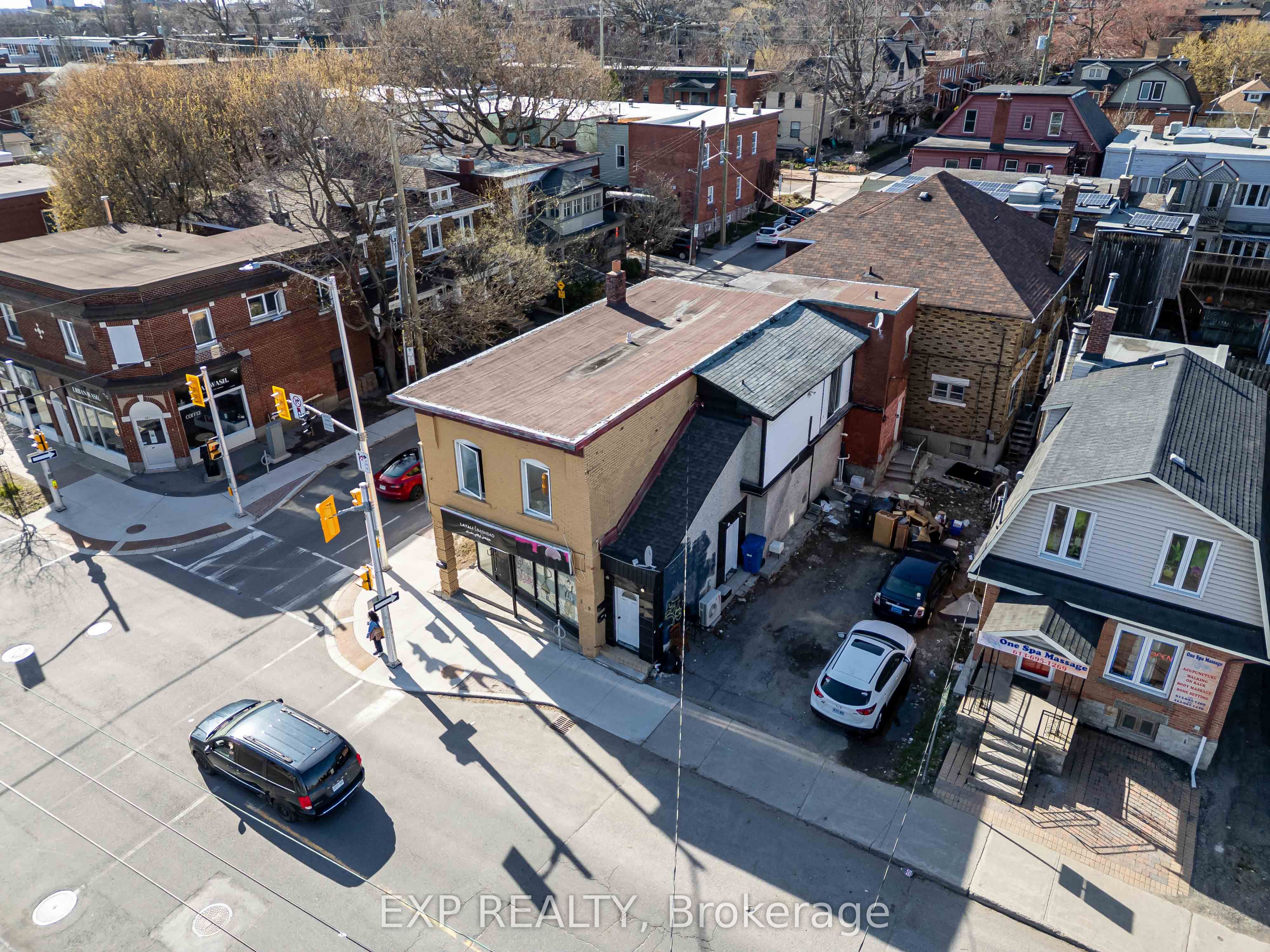549 Gladstone Ave Property Photo 15