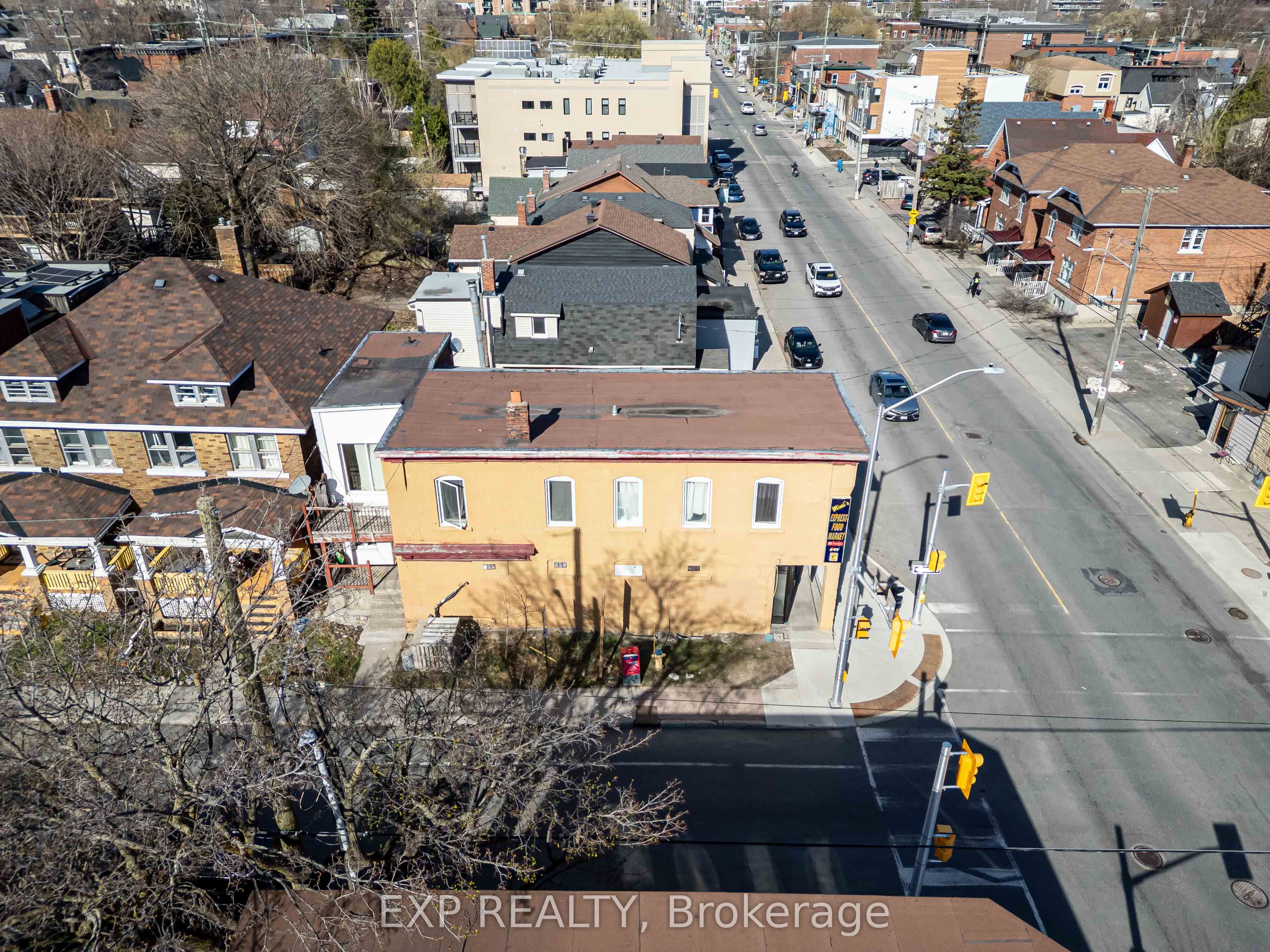 549 Gladstone Ave Property Photo 18