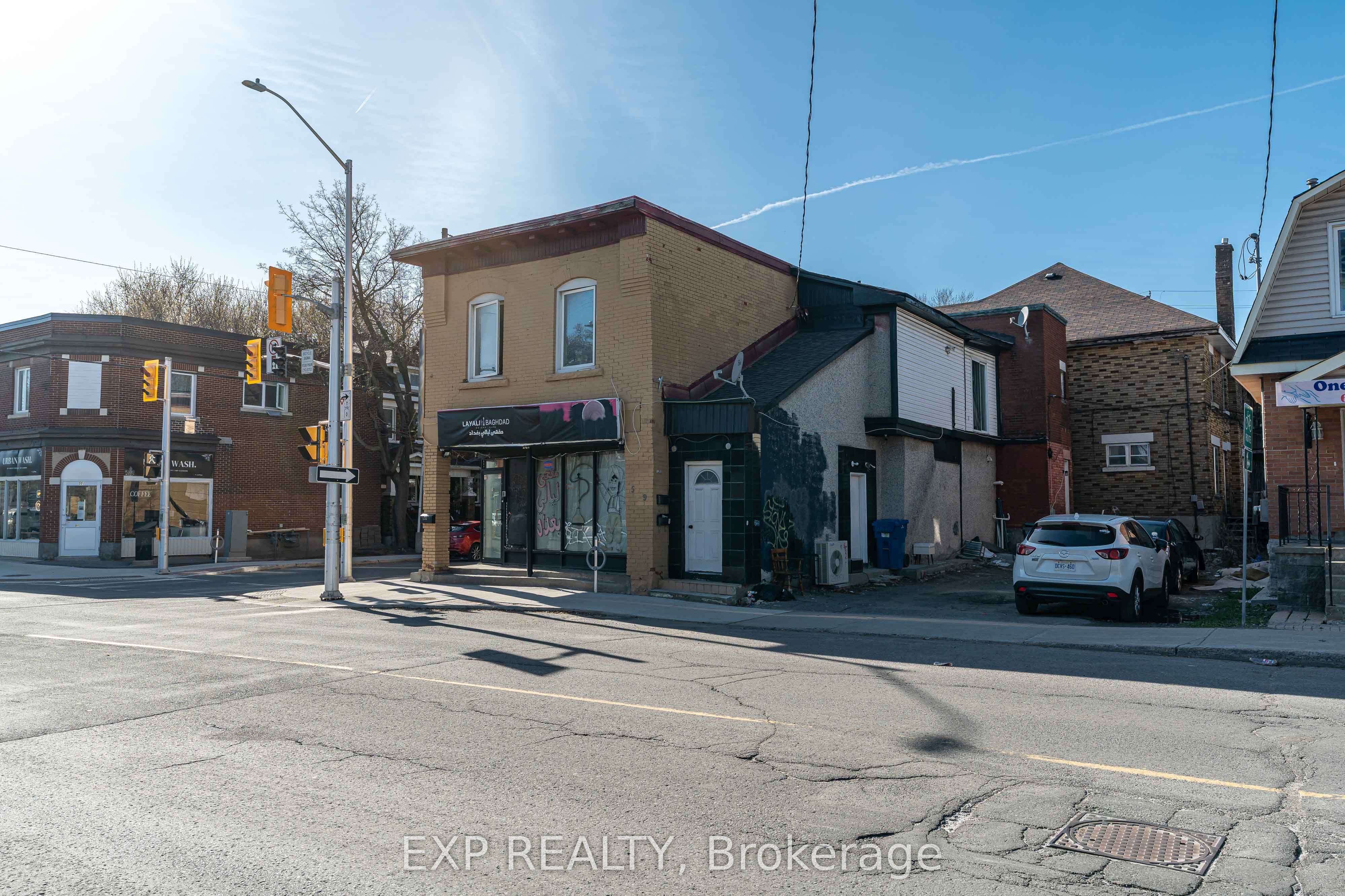 549 Gladstone Ave Property Photo 41