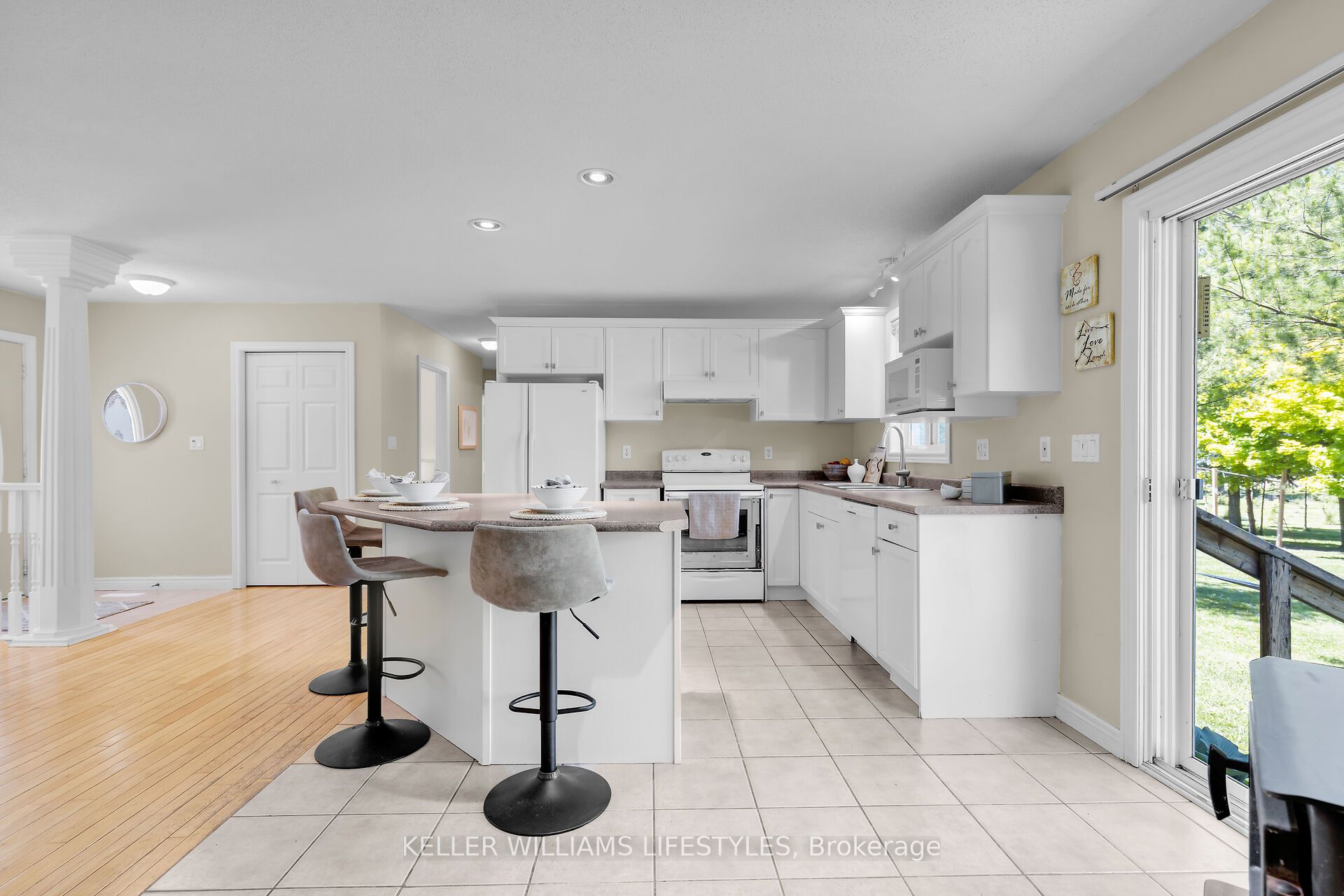 32420 Silver Clay Line Property Photo 9