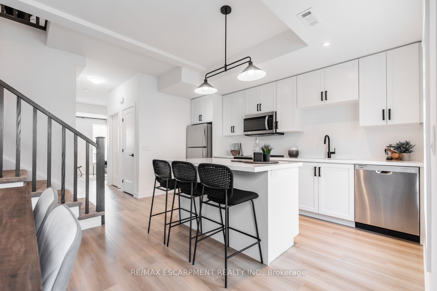 205 Burke Street Property Photo 10