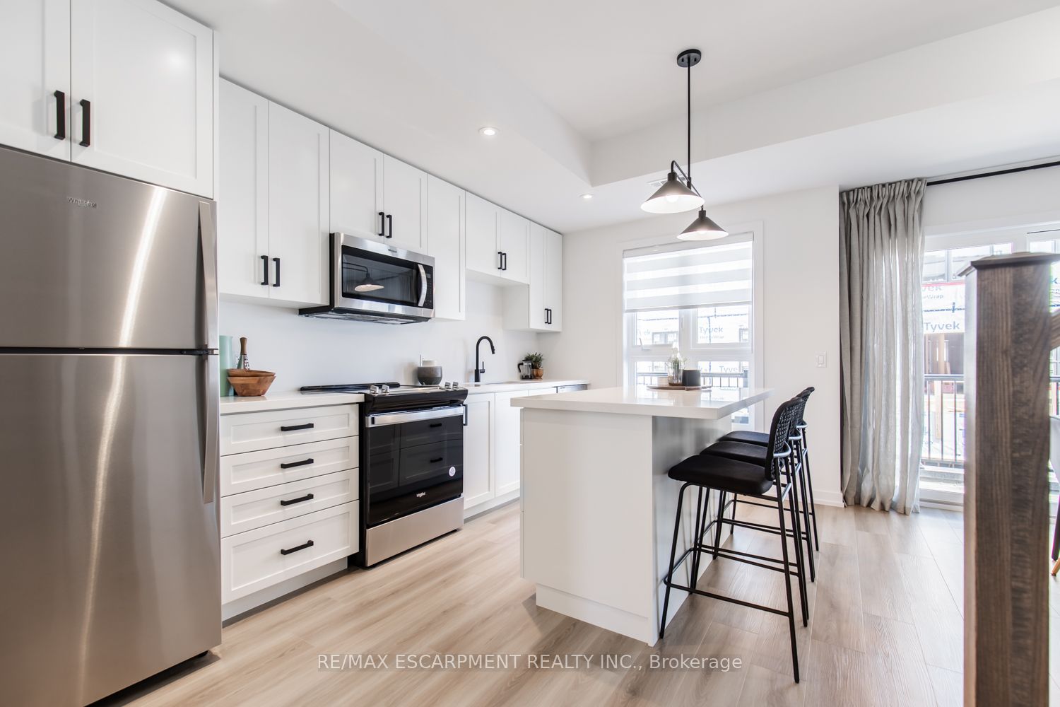 205 Burke Street Property Photo 11