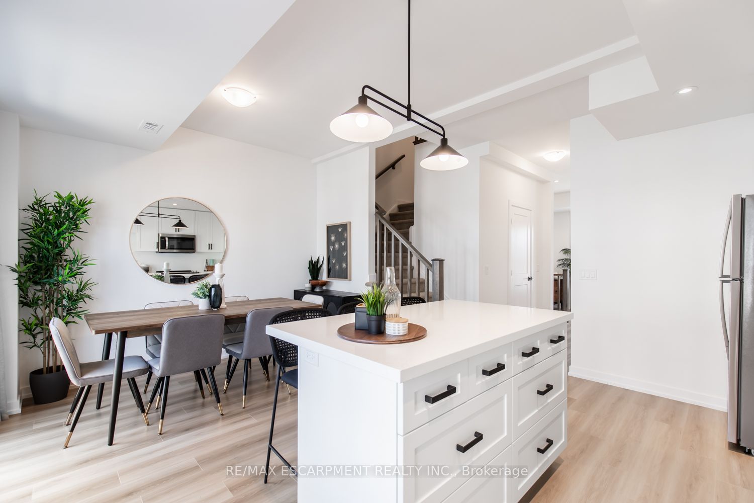 205 Burke Street Property Photo 14
