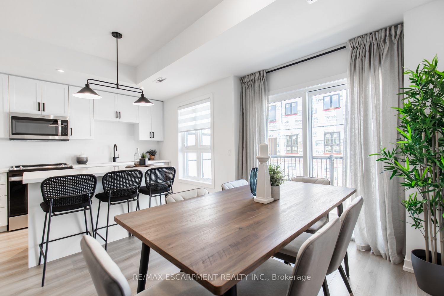 205 Burke Street Property Photo 18