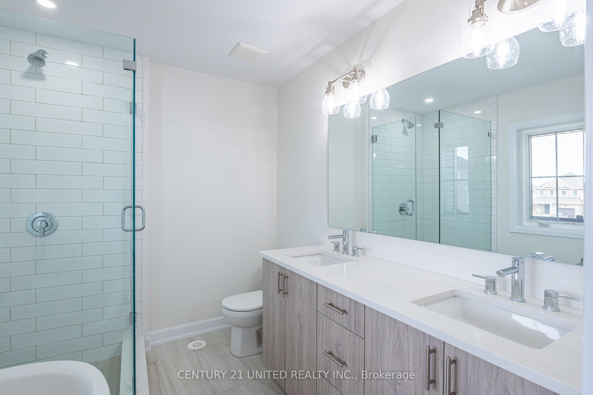319 Mullighan Gdns Property Photo 20