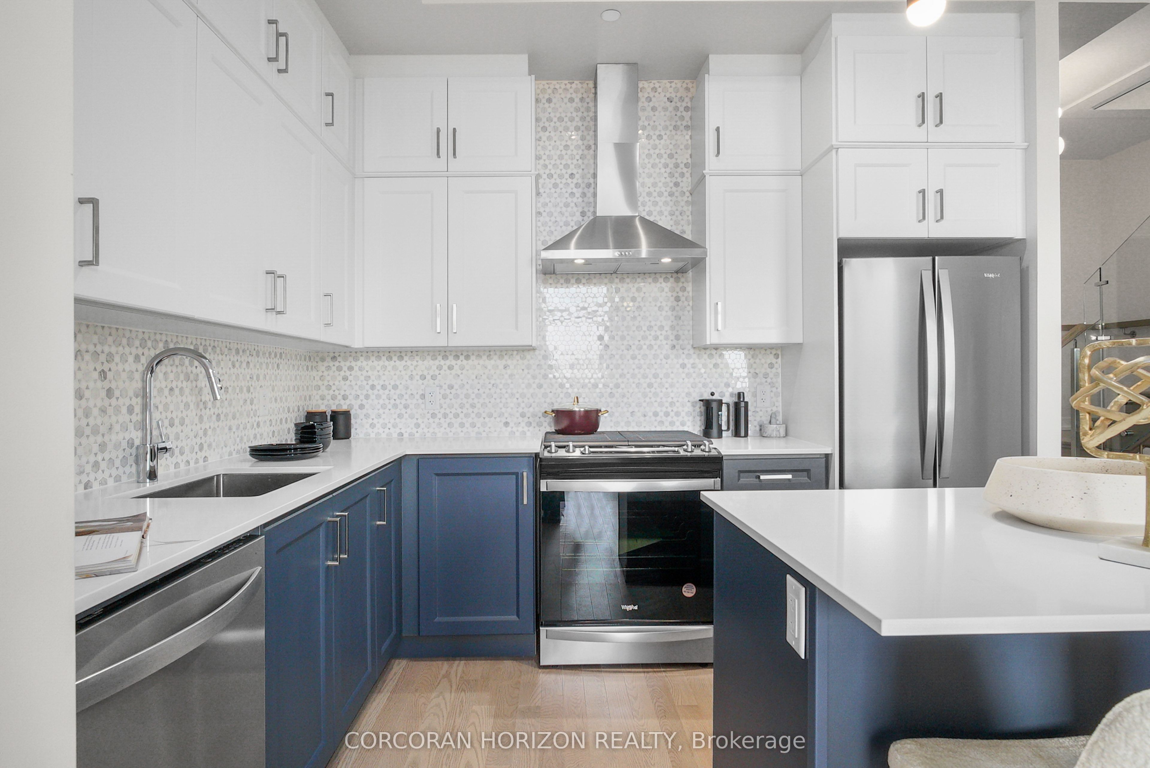 55 Duke Street W 426 Property Photo 6