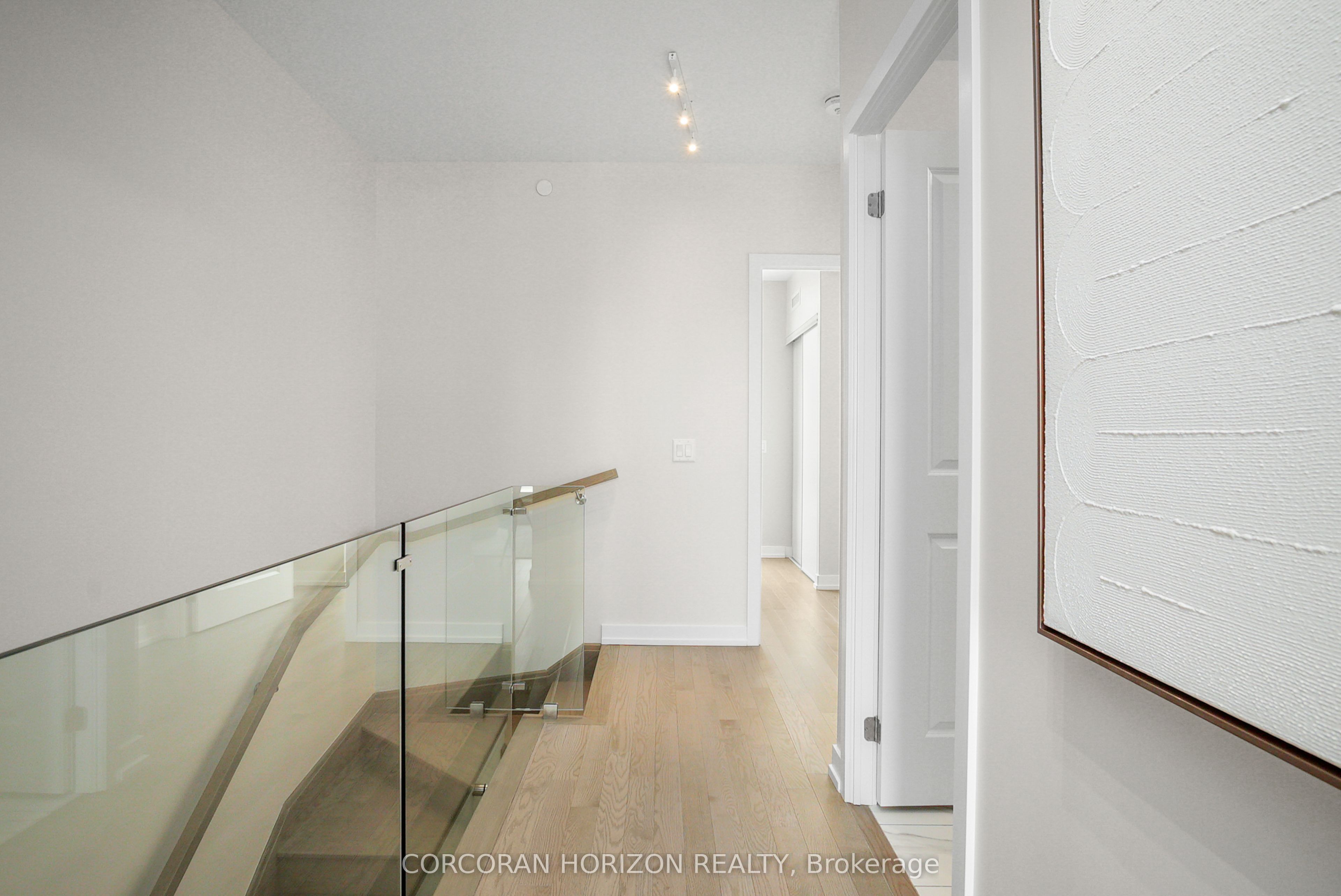 55 Duke Street W 426 Property Photo 19
