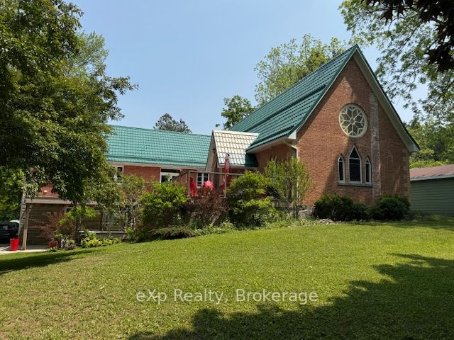 251 Albert Street Property Photo 3