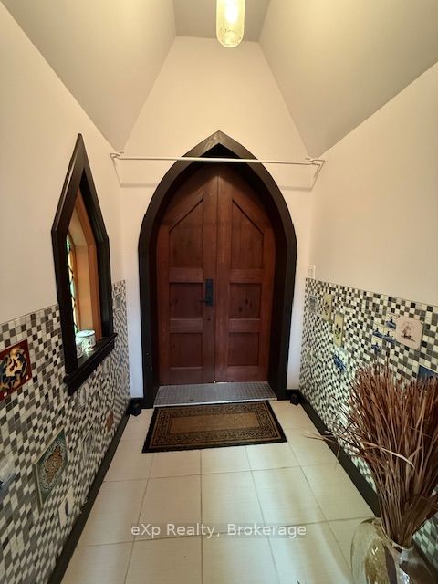 251 Albert Street Property Photo 6