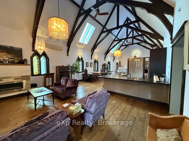 251 Albert Street Property Photo 18