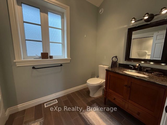 251 Albert Street Property Photo 20