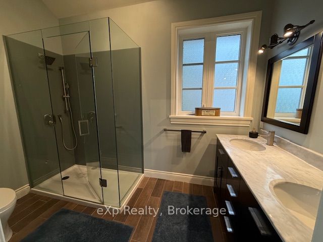 251 Albert Street Property Photo 23