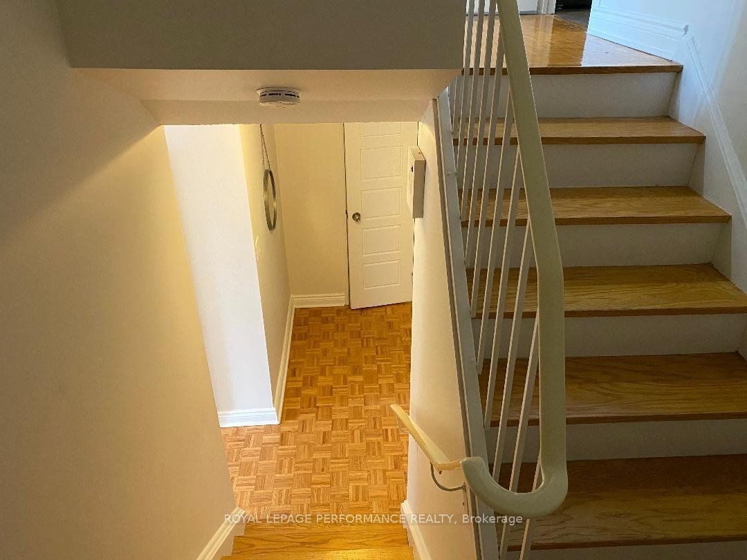 515 St Laurent Boulevard 344 Property Photo 13