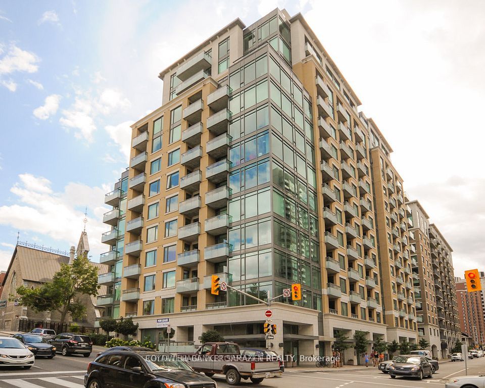 #211 - 238 Besserer Street Property Photo