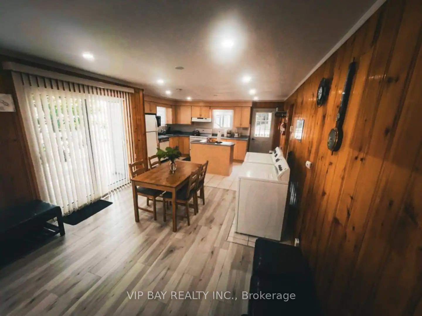 1421 Northshore Road Property Photo 8
