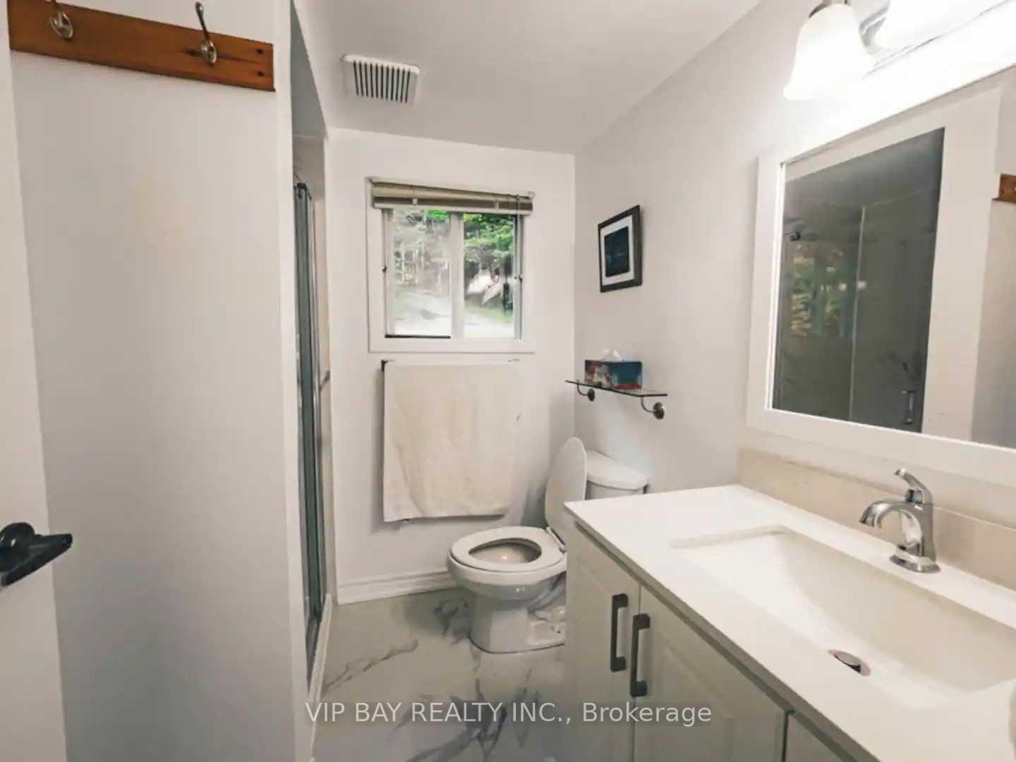 1421 Northshore Road Property Photo 14