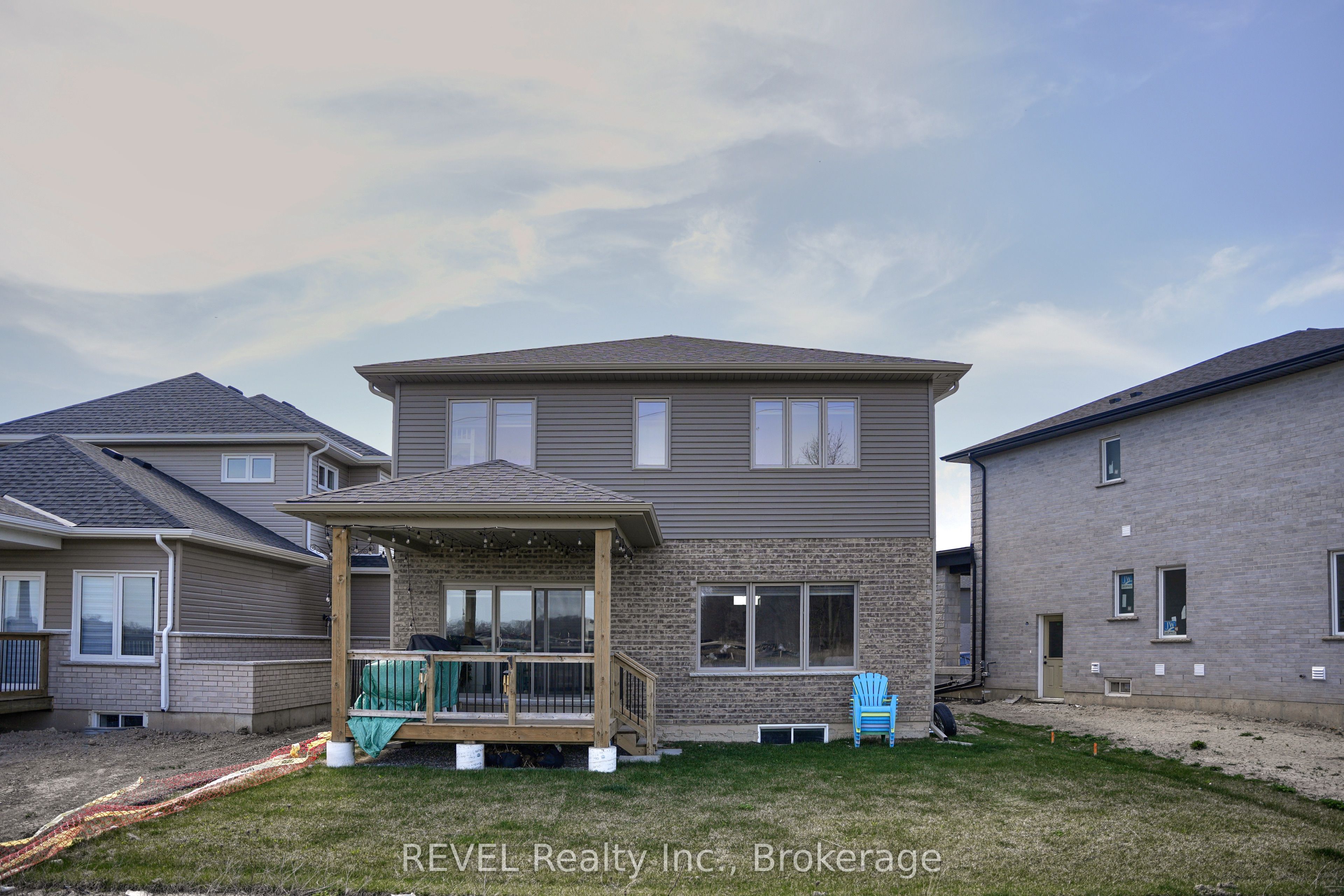 29 Elvira Way Property Photo 4