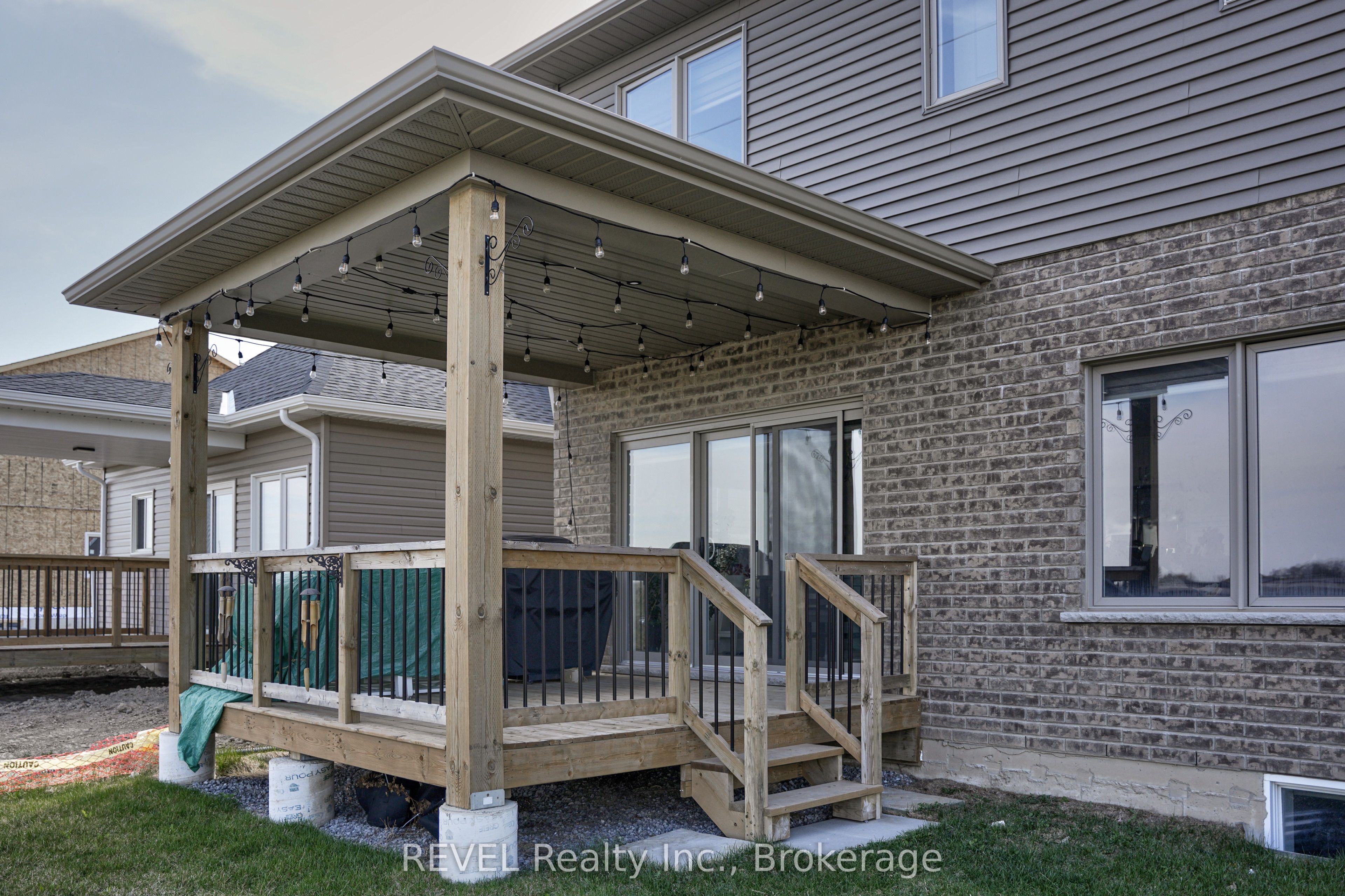 29 Elvira Way Property Photo 5