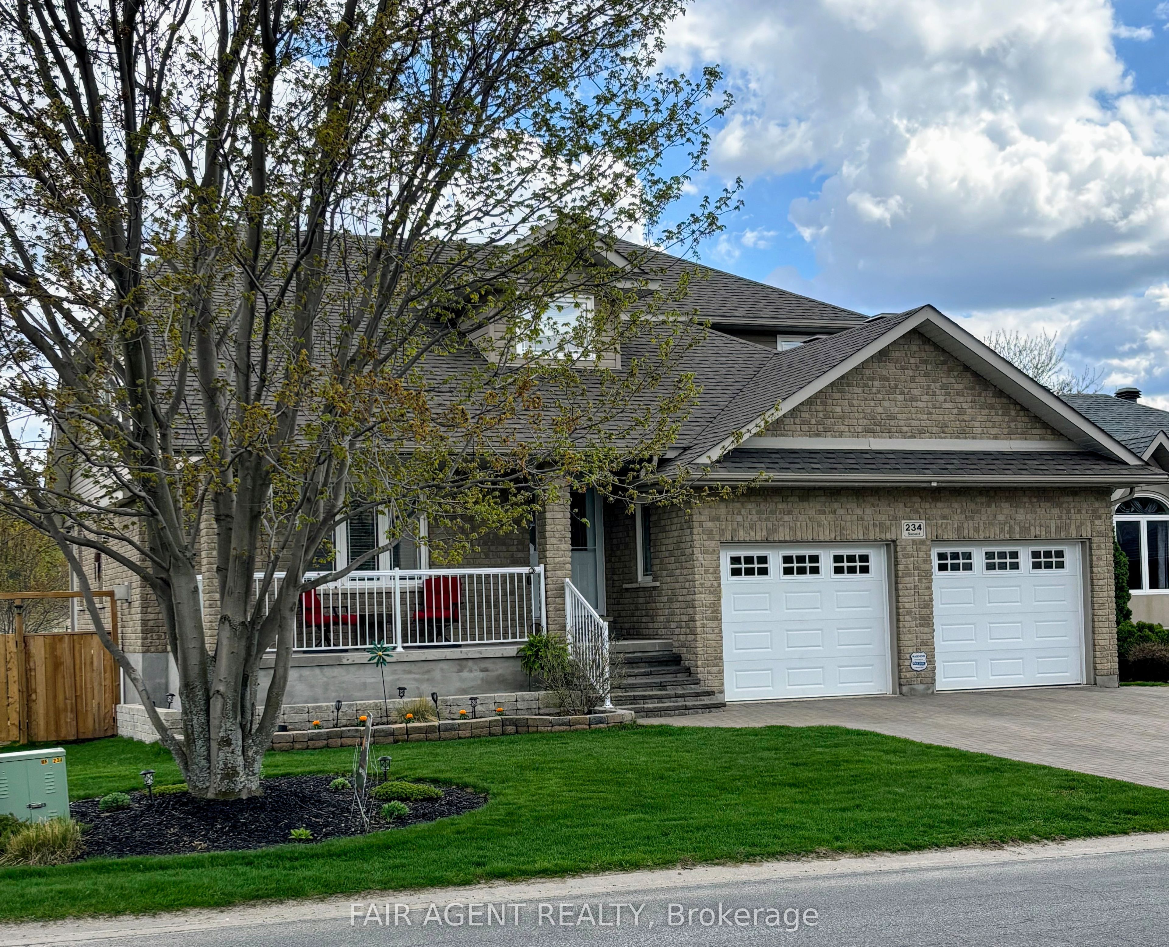 234 Second Avenue Property Photo