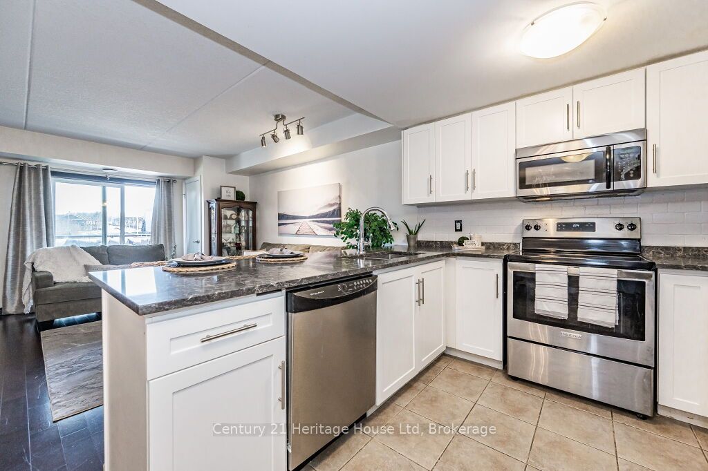43 Goodwin Drive 212 Property Photo 6