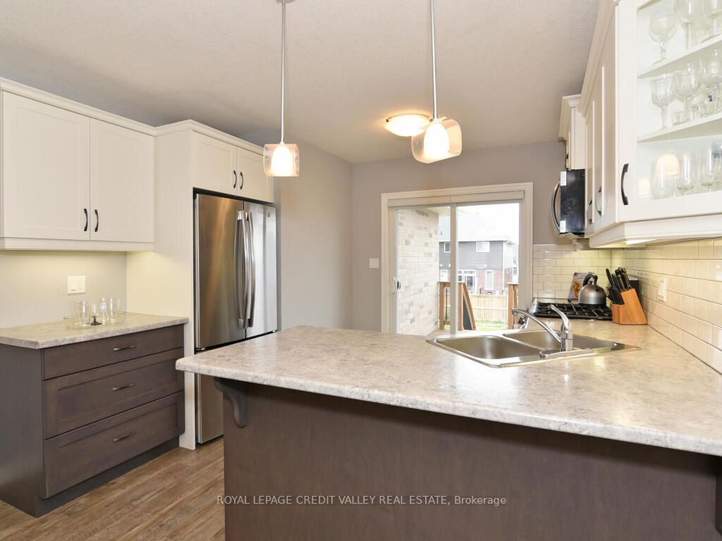 20 Fox Hollow Court Property Photo 13