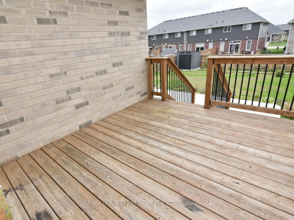 20 Fox Hollow Court Property Photo 17