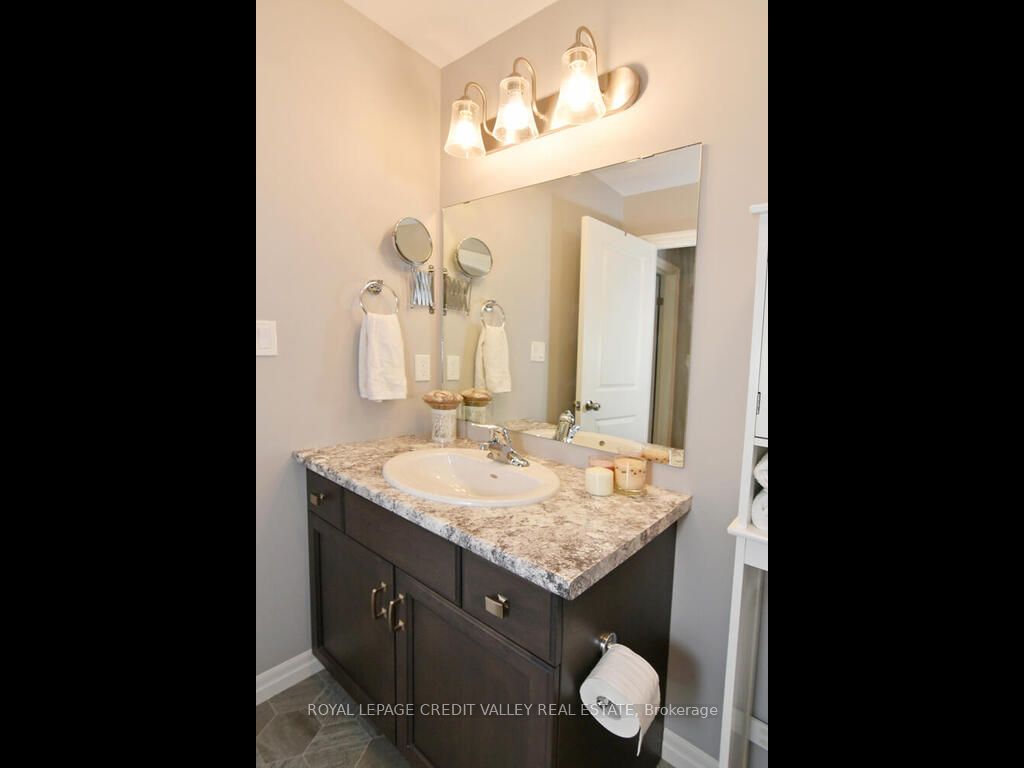 20 Fox Hollow Court Property Photo 20