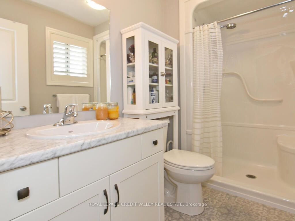 20 Fox Hollow Court Property Photo 23