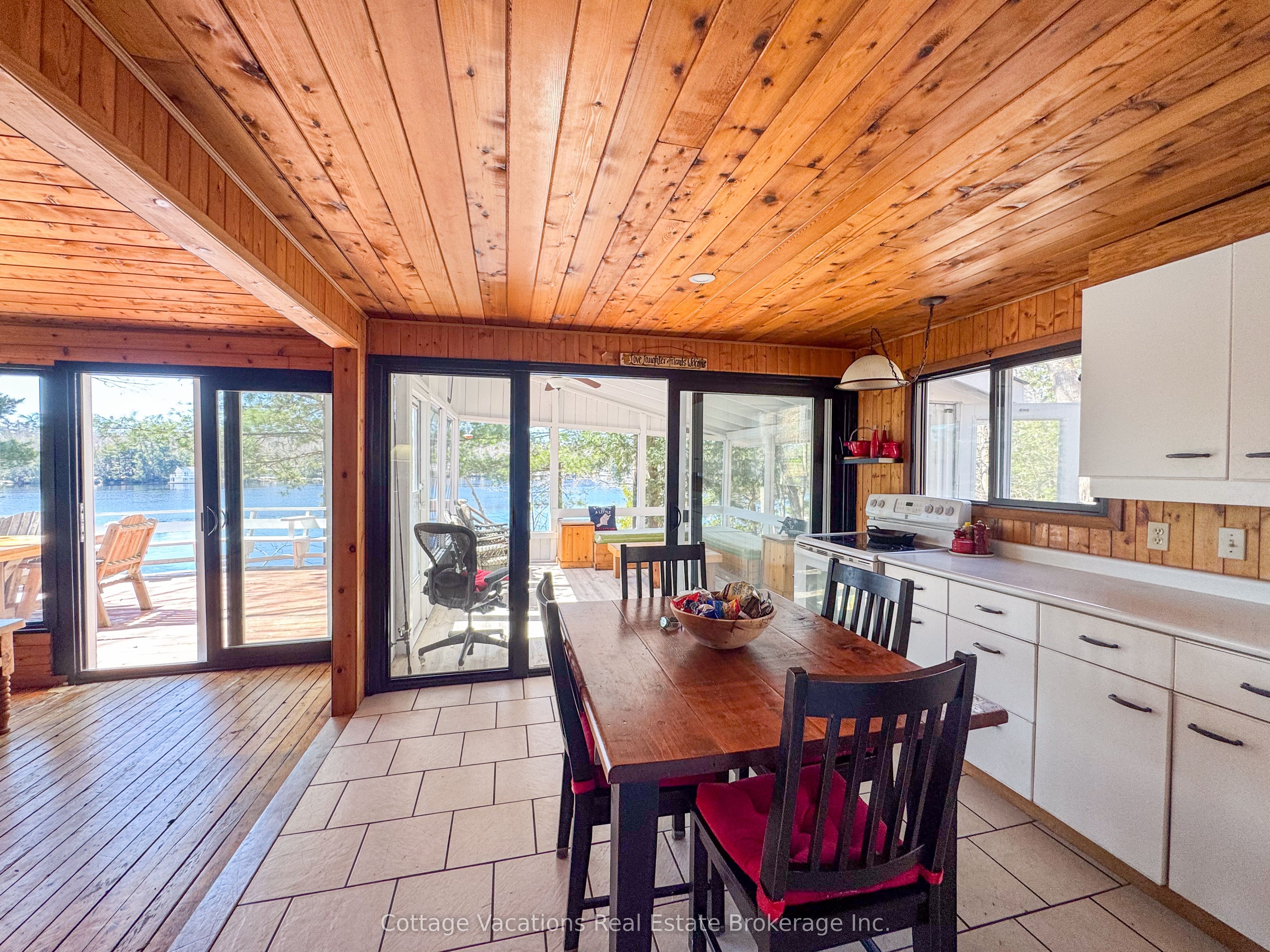 1066 Apiary Road Property Photo 9