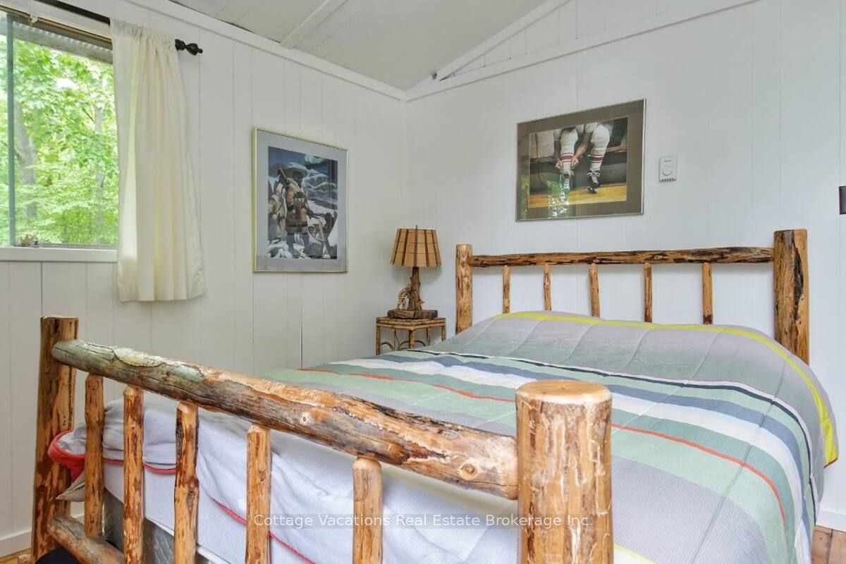 1066 Apiary Road Property Photo 11