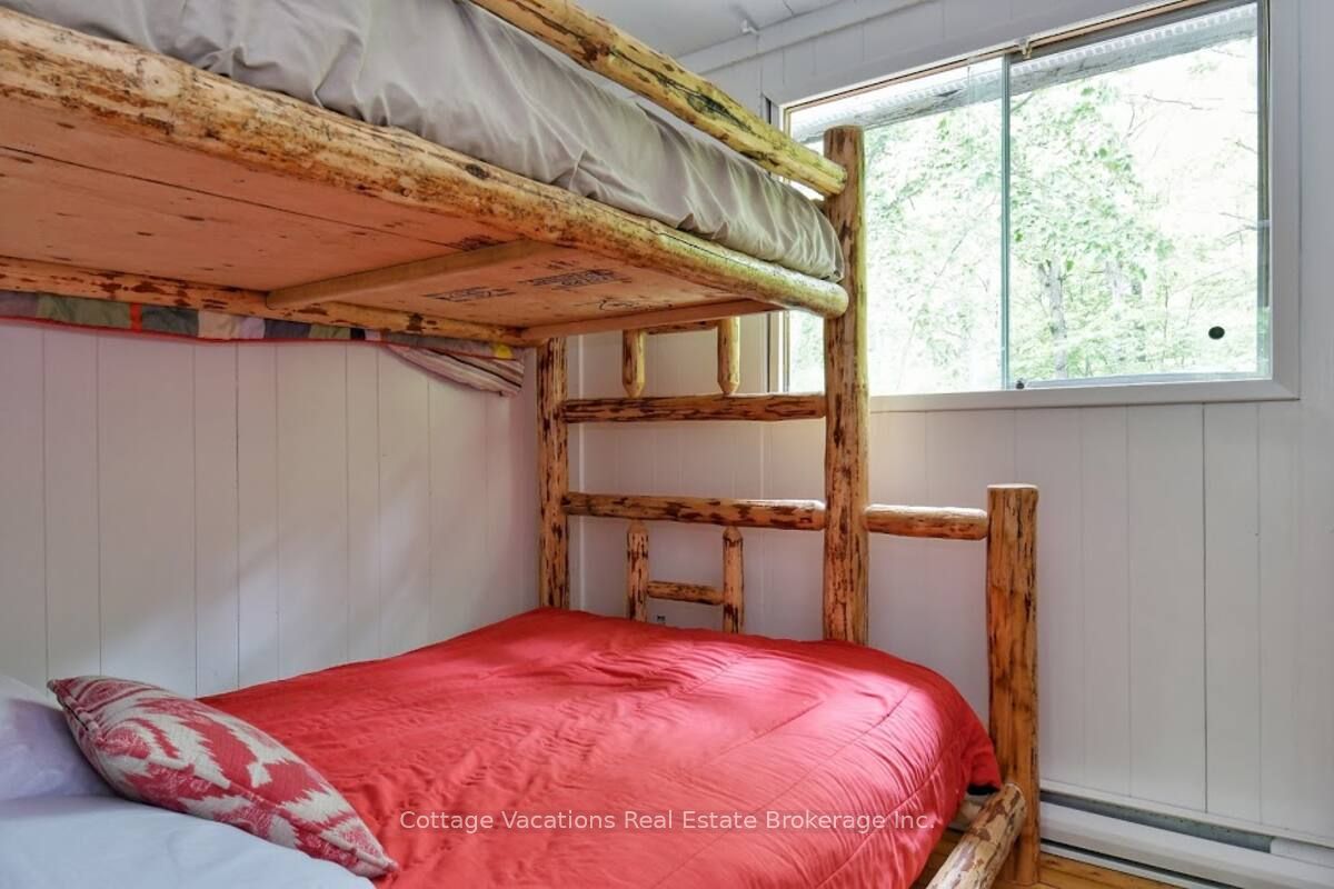 1066 Apiary Road Property Photo 15
