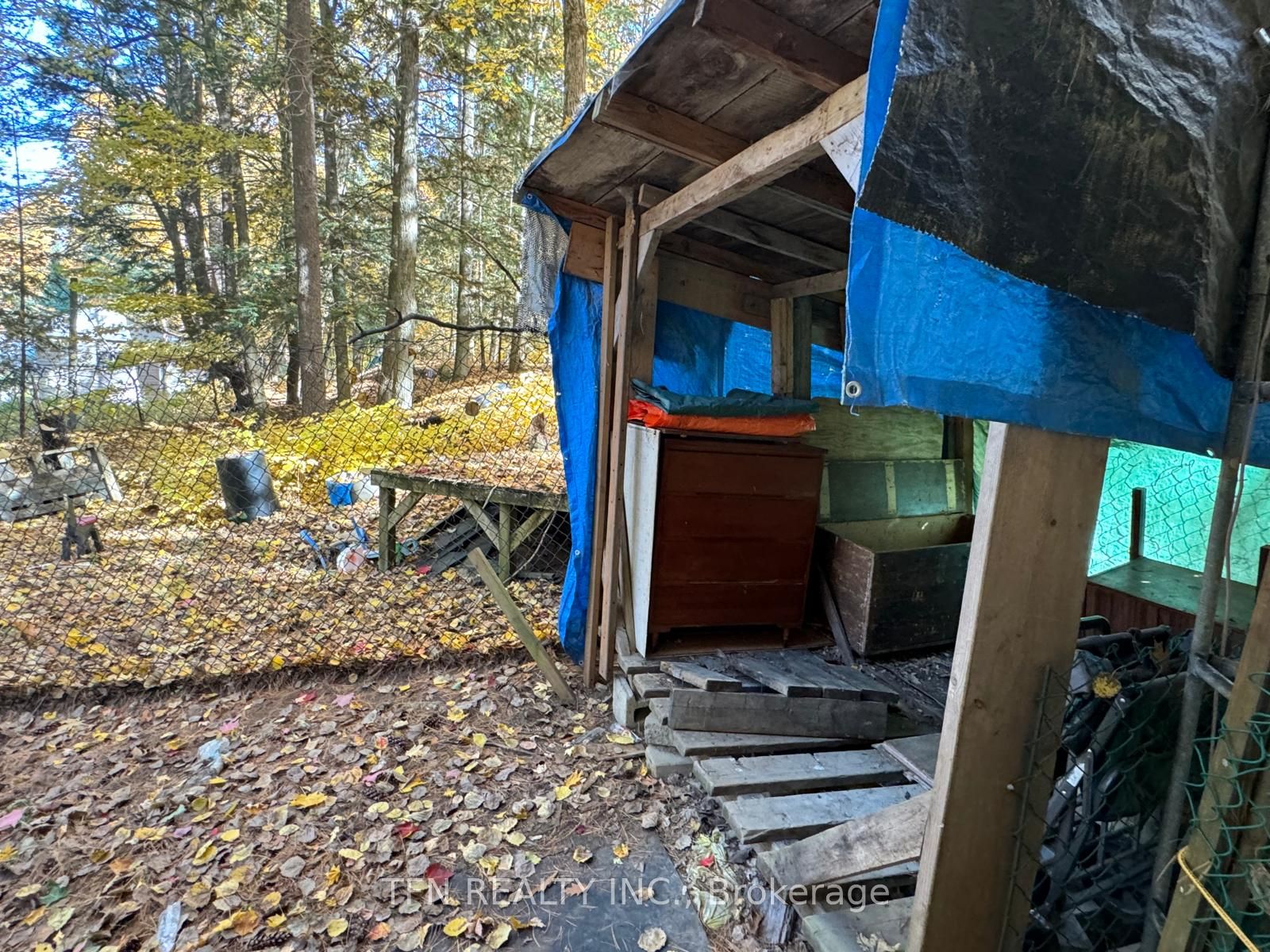 1080 Four Seasons Road Property Photo 6