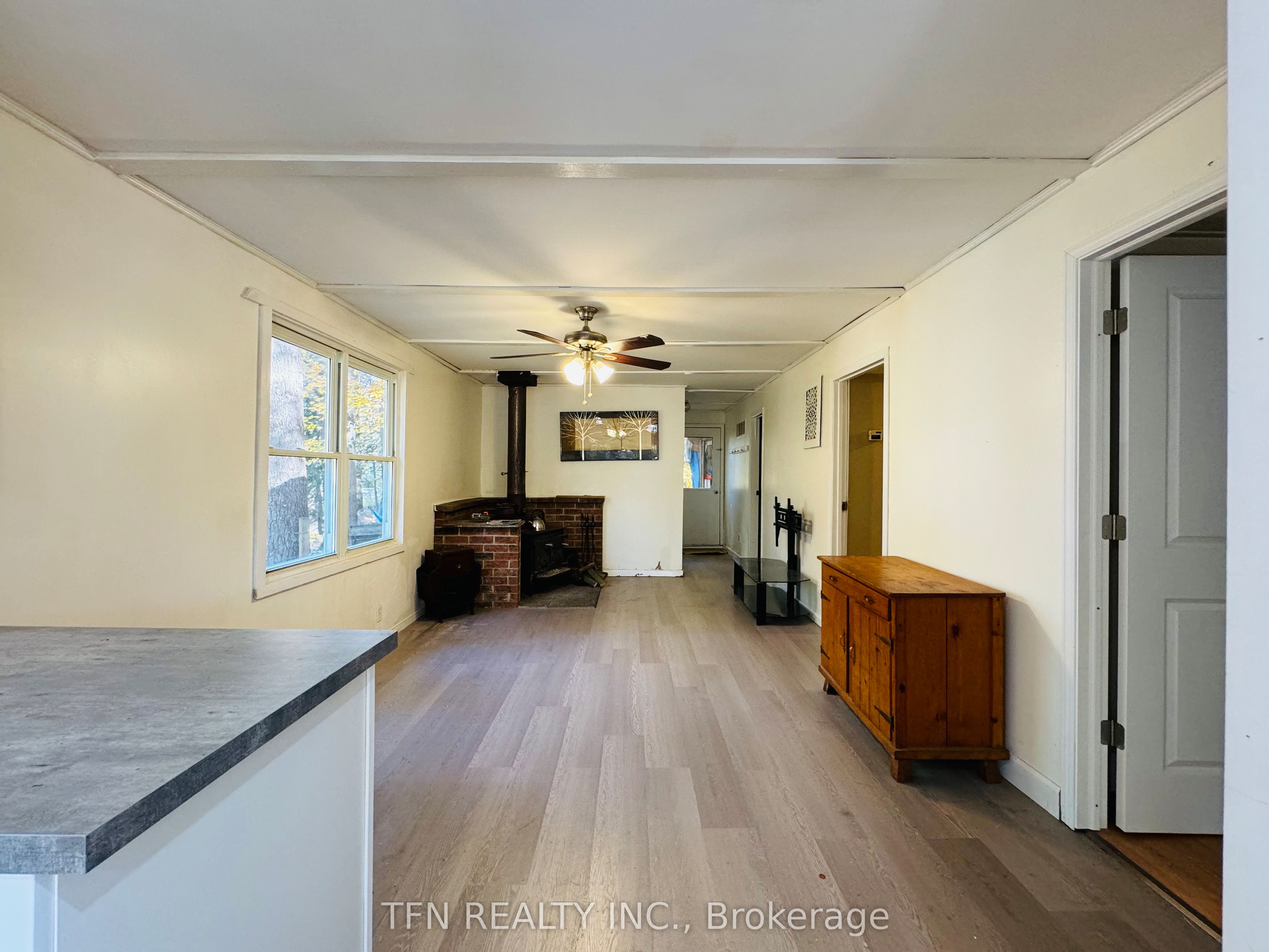 1080 Four Seasons Road Property Photo 11