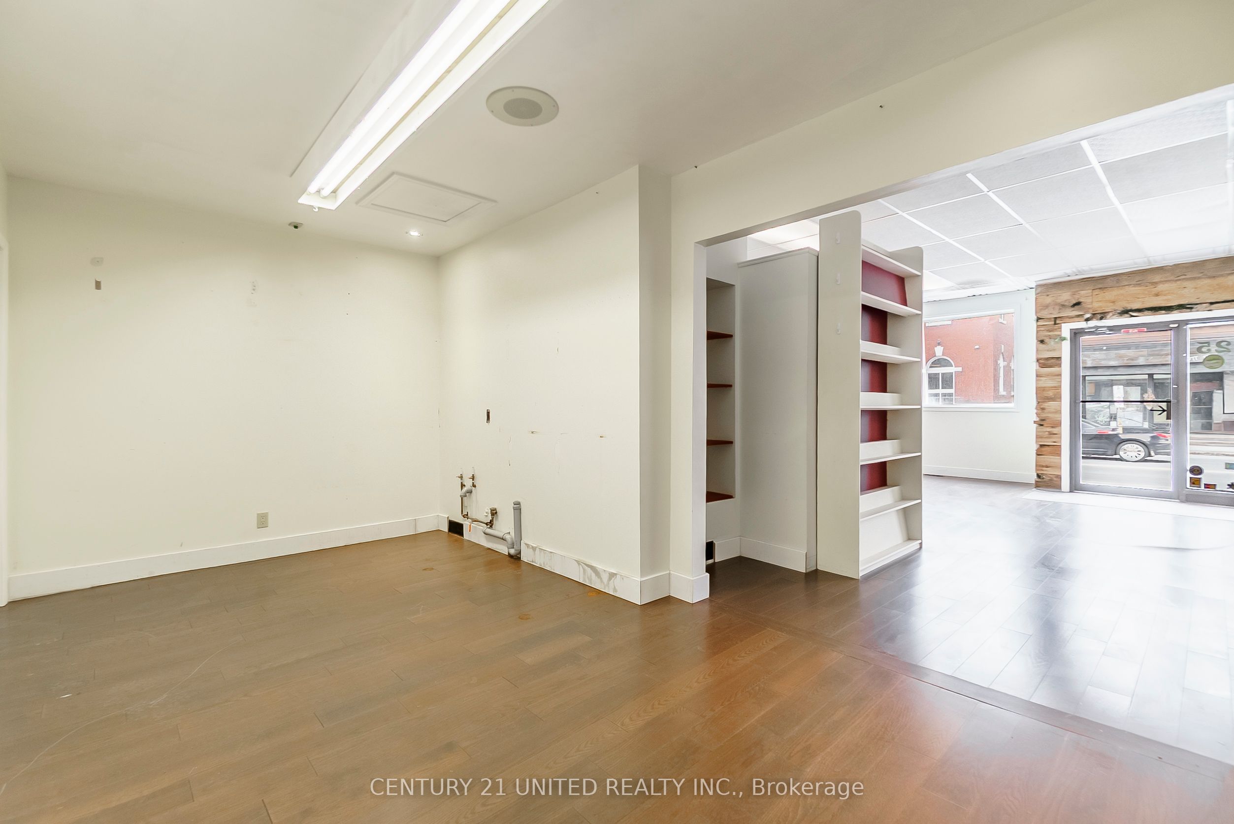 25 Queen St Property Photo 16