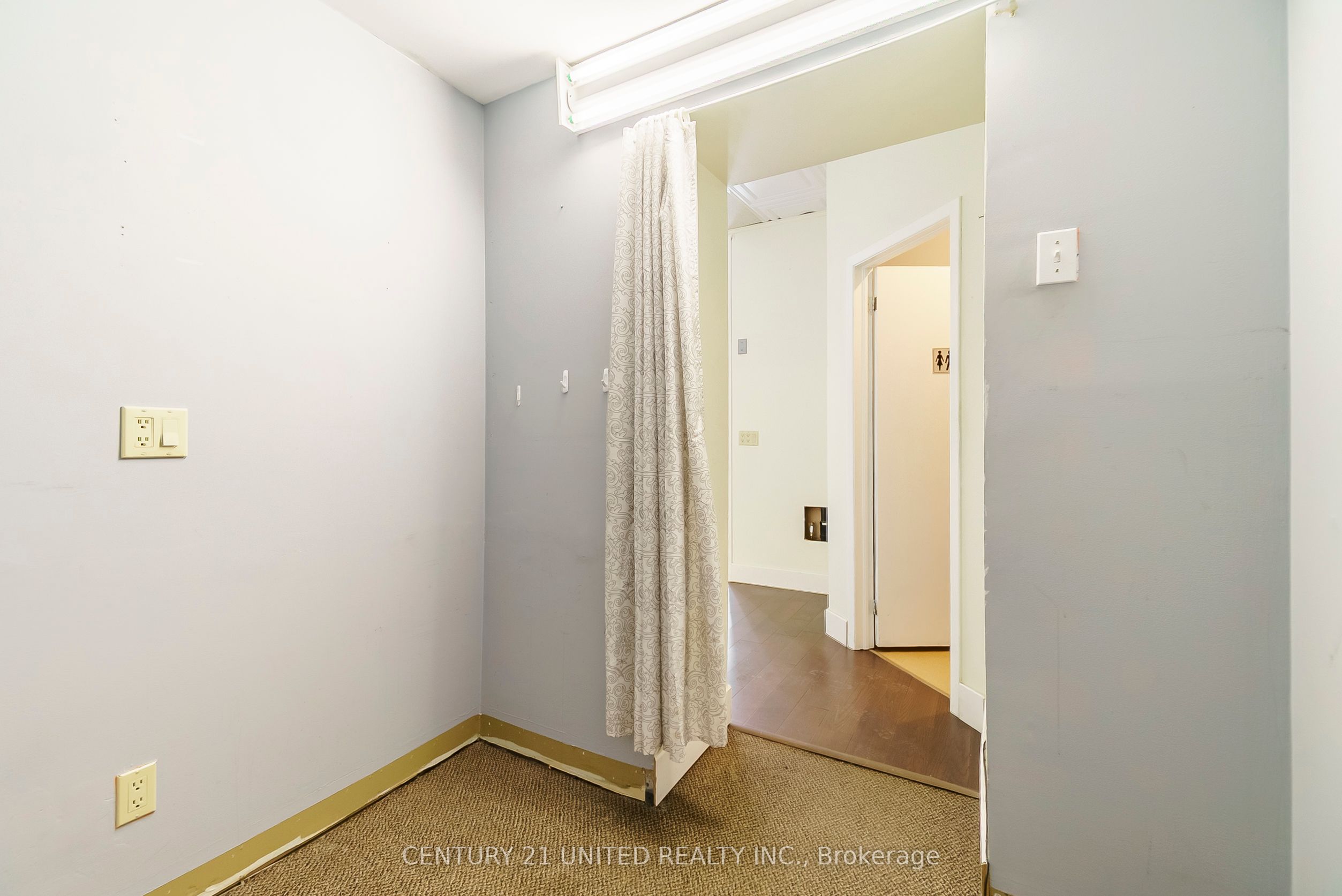 25 Queen St Property Photo 19