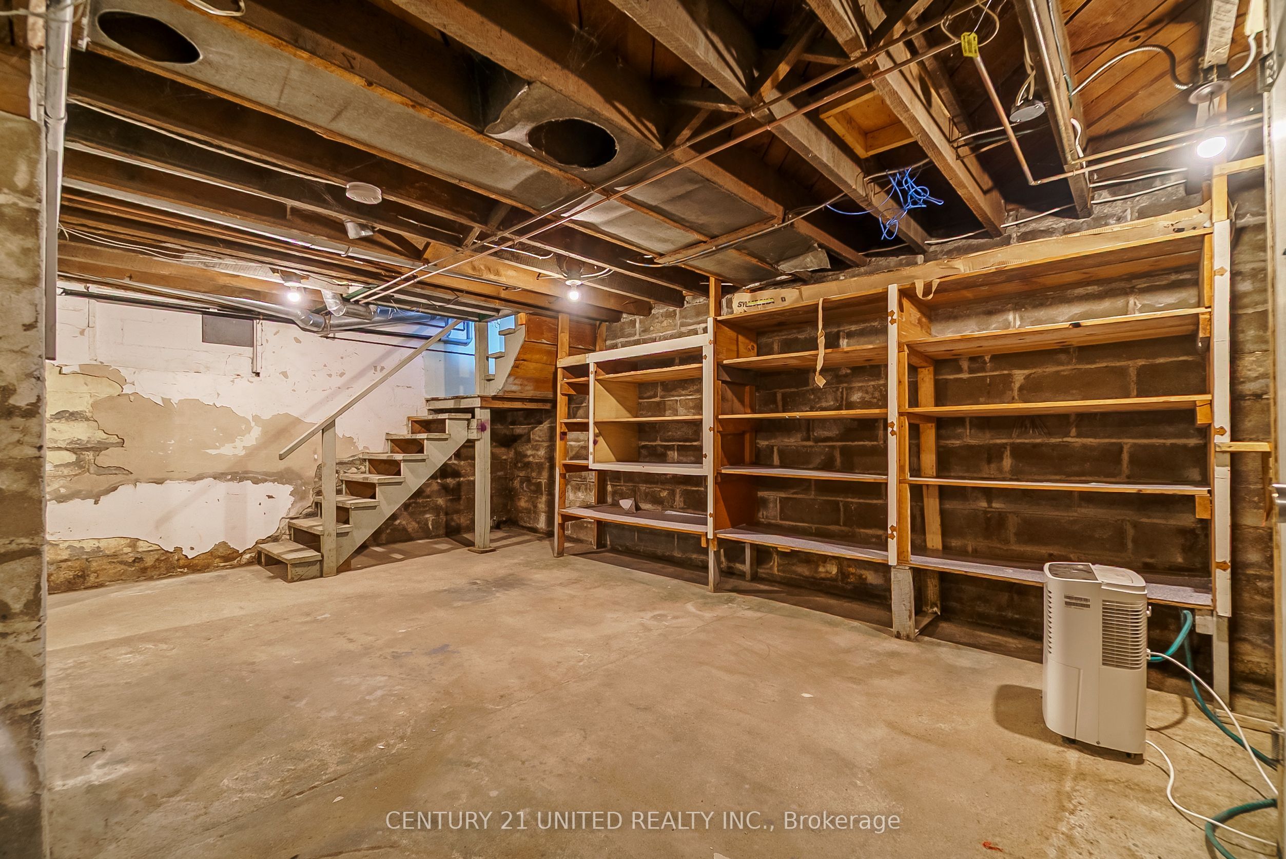 25 Queen St Property Photo 27