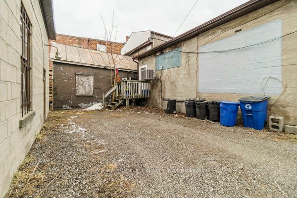 25 Queen St Property Photo 33