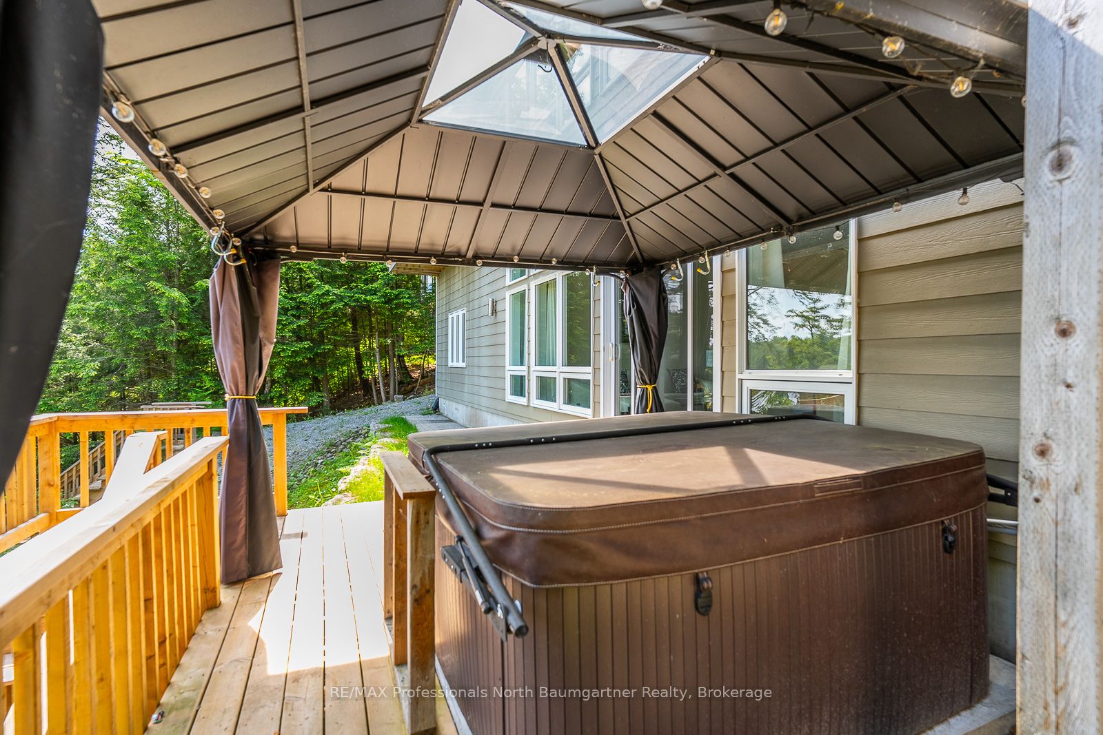 1107 Pine Point Road Property Photo 46