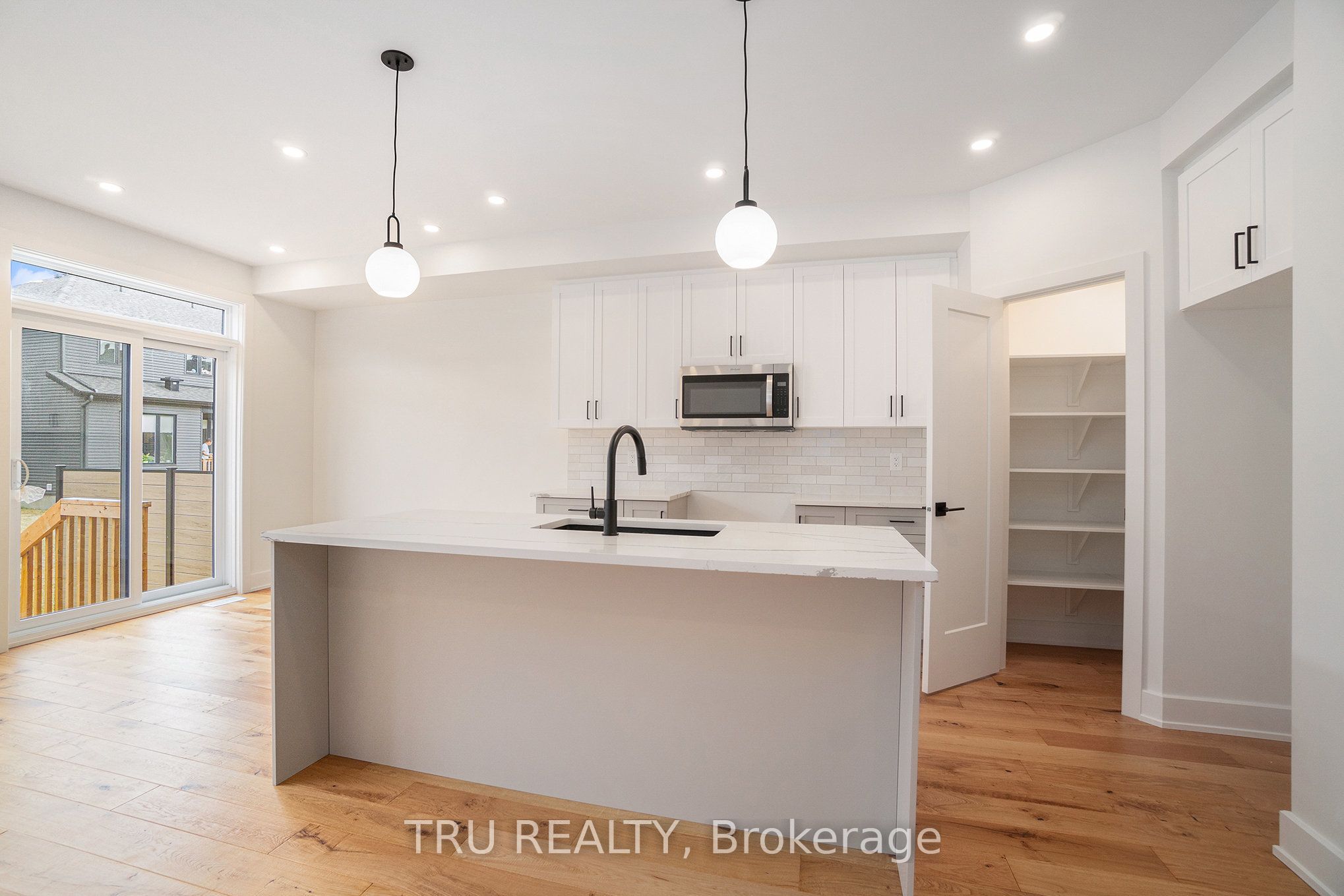 953 Cologne Street Property Photo 11