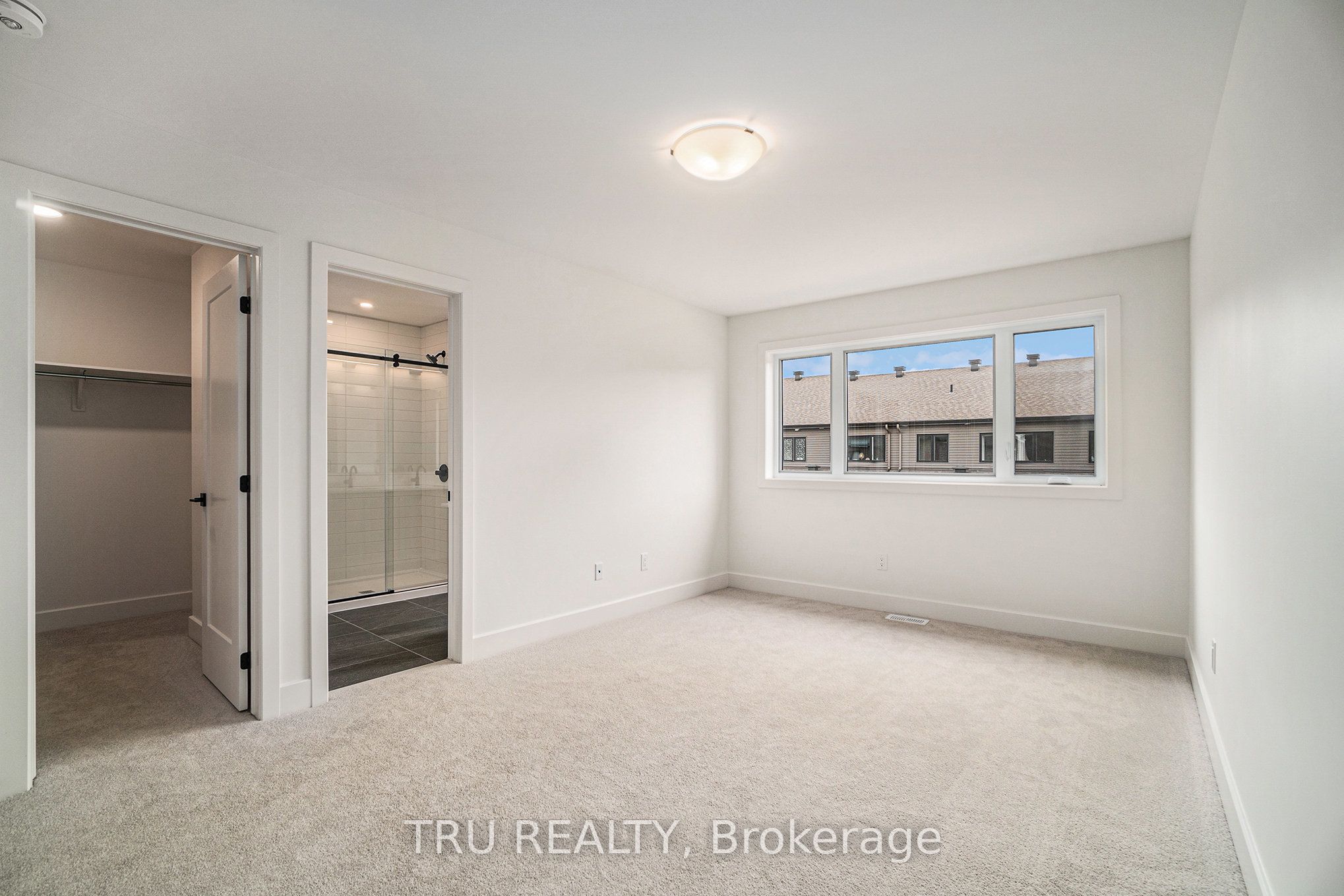 953 Cologne Street Property Photo 15