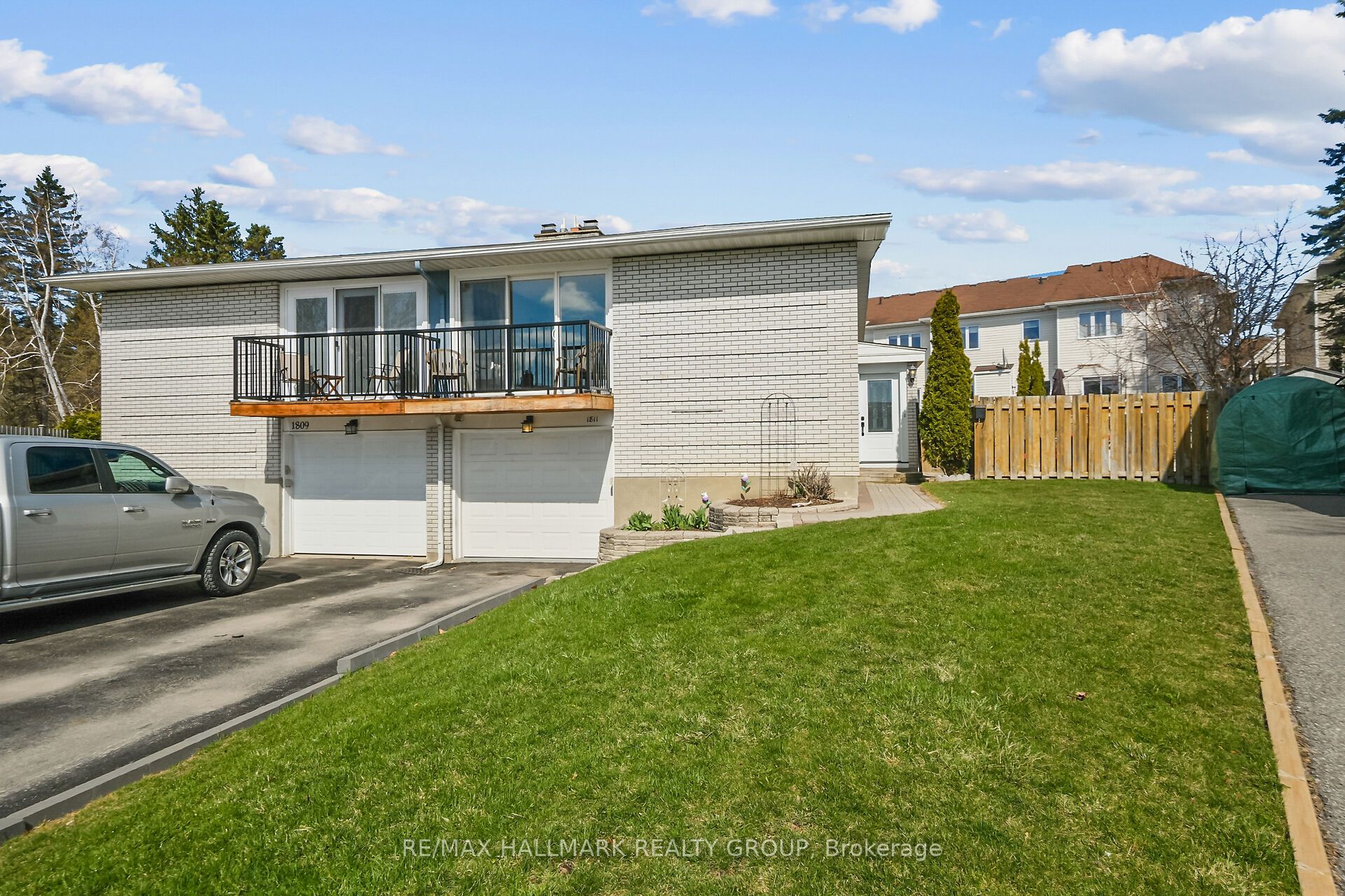 1811 Applegrove Court Property Photo
