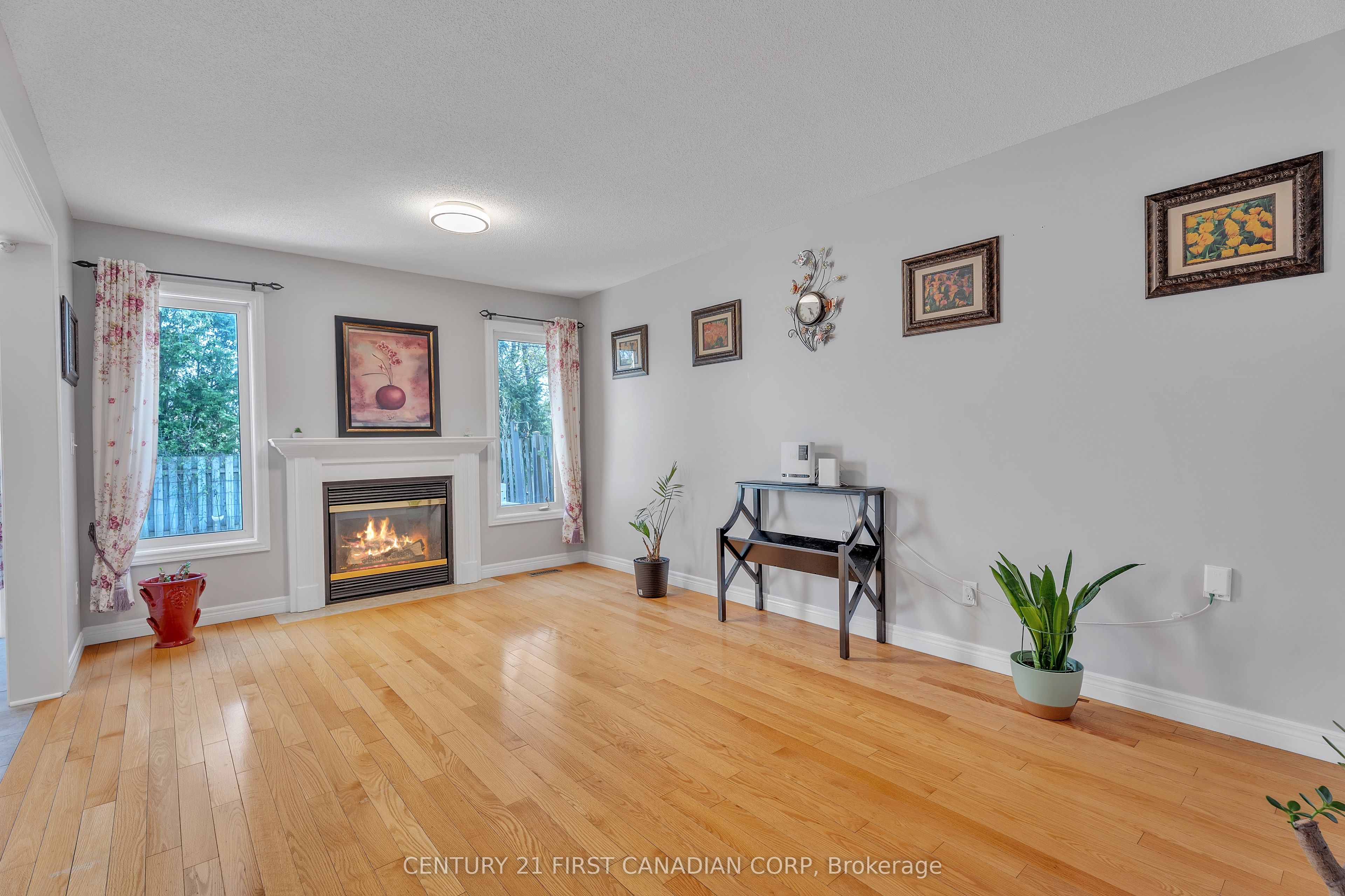 97 Mctaggart Court Property Photo 13