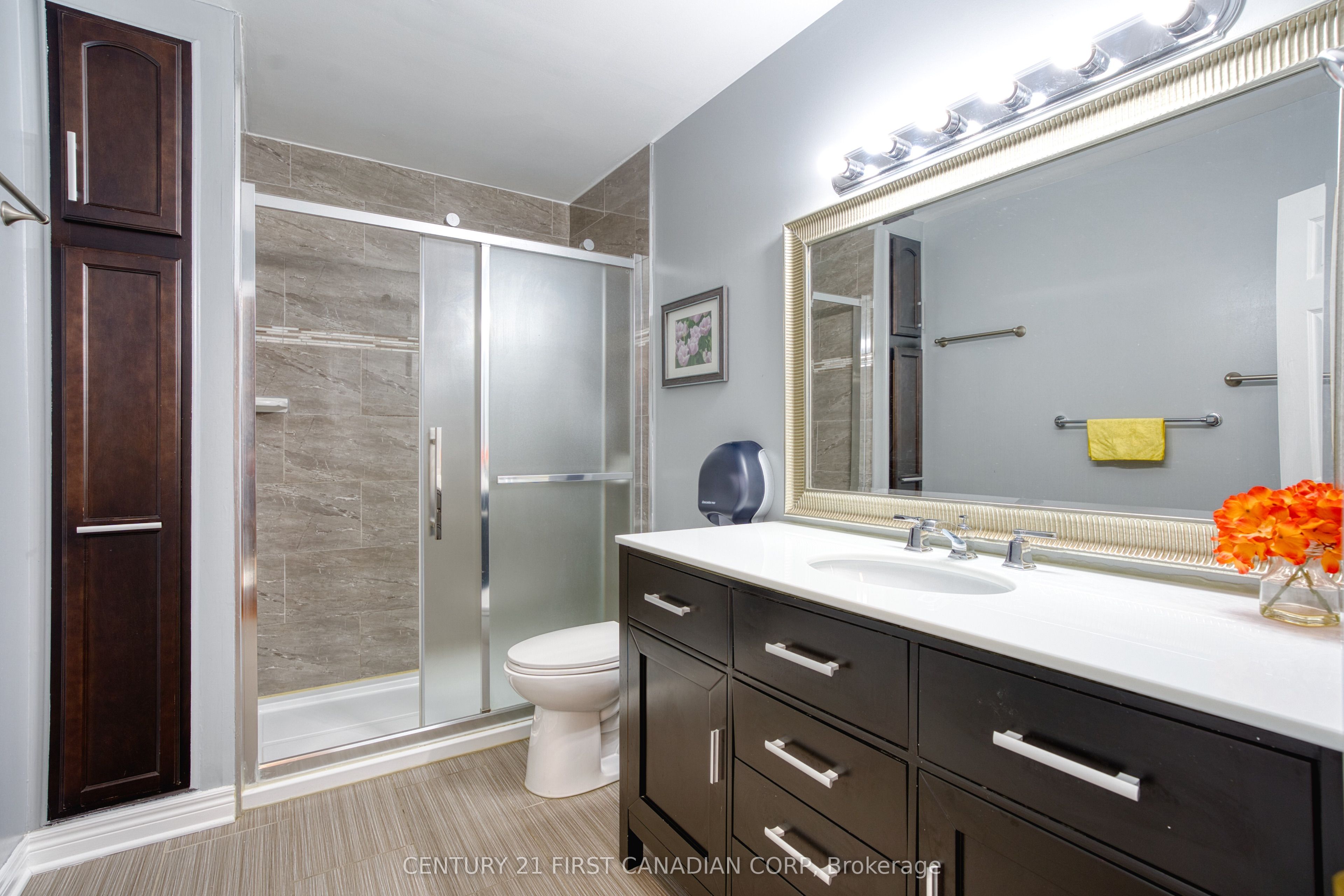 97 Mctaggart Court Property Photo 26