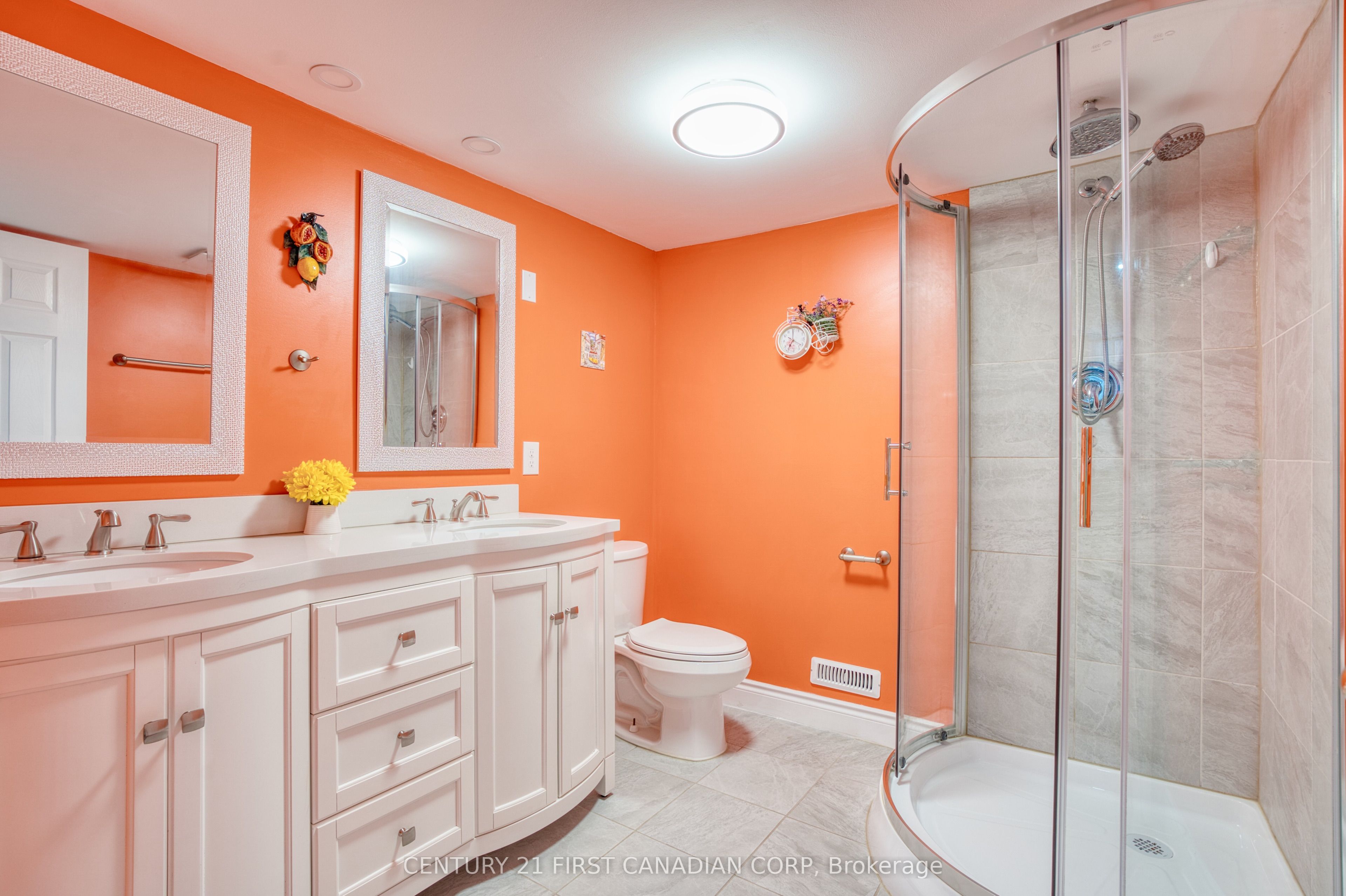 97 Mctaggart Court Property Photo 40