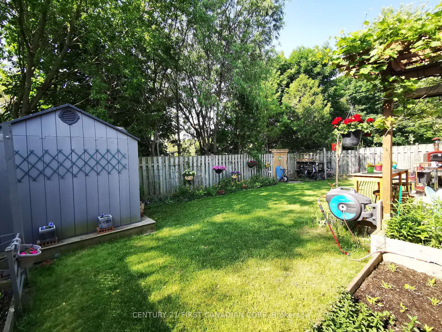 97 Mctaggart Court Property Photo 49