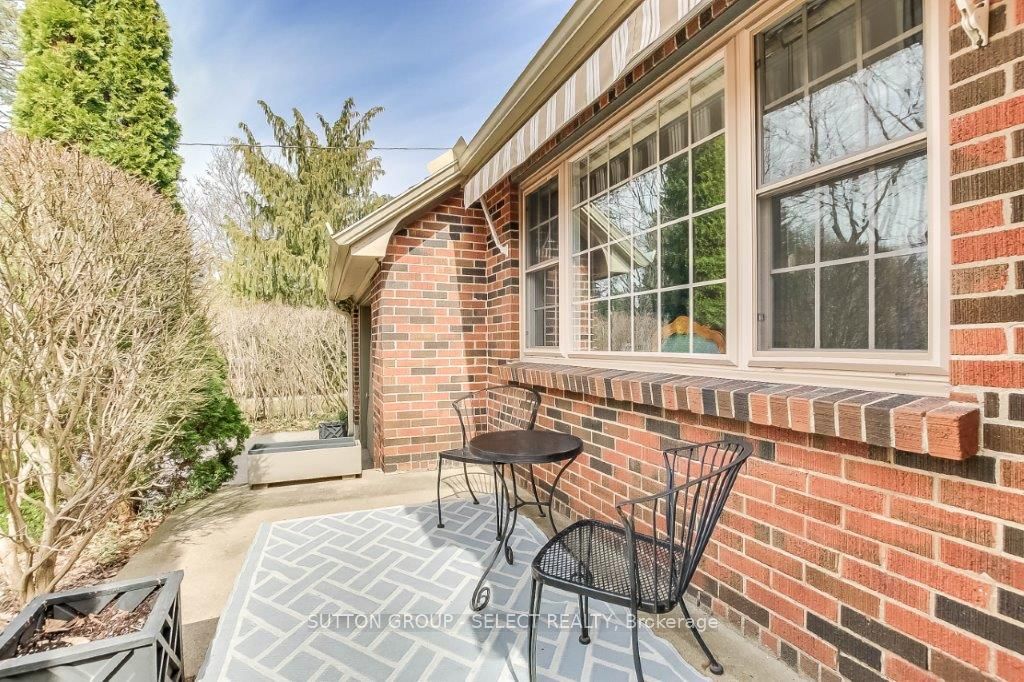 1010 Harrison Avenue Property Photo 2