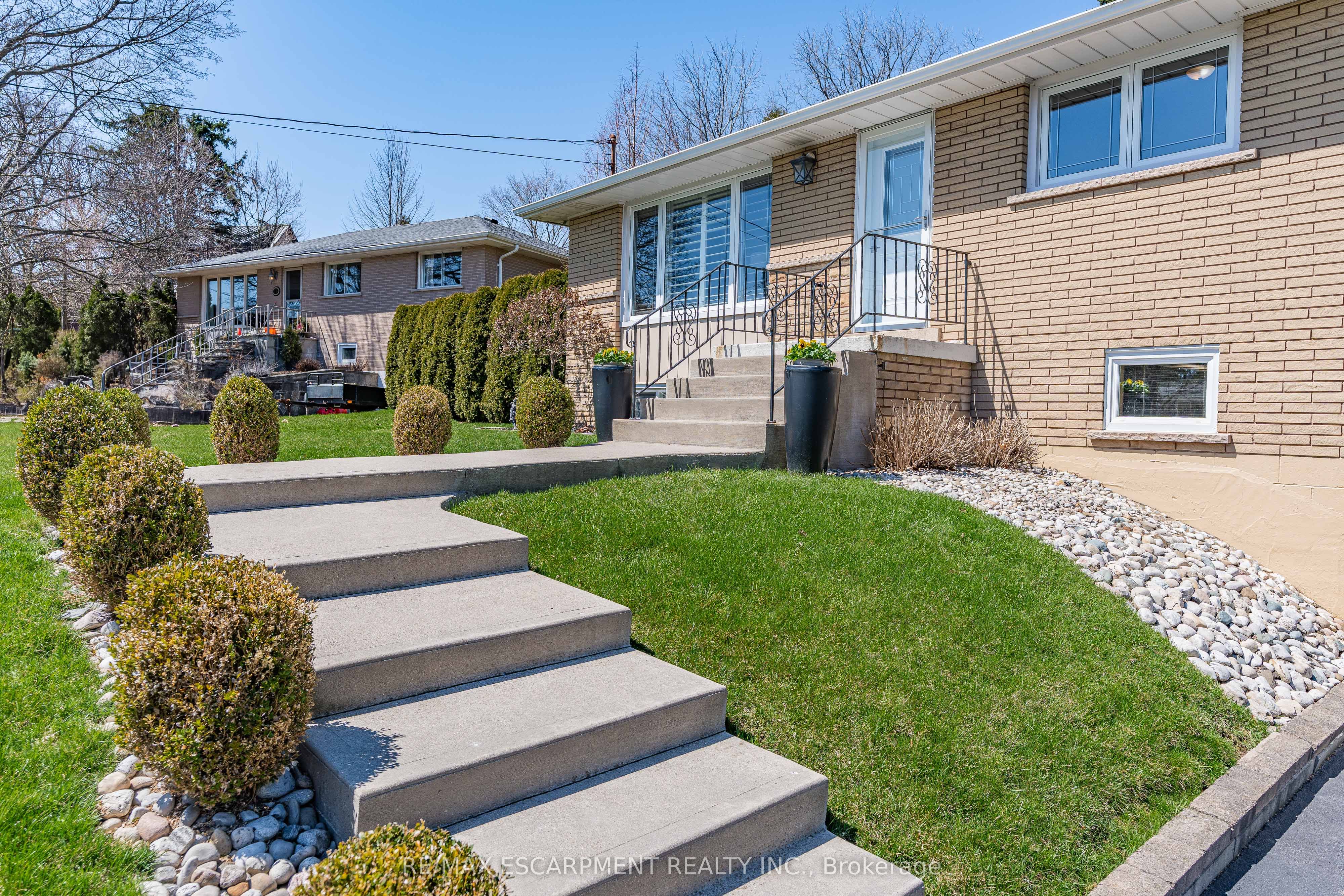 77 Hill Crest N/a Property Photo 2