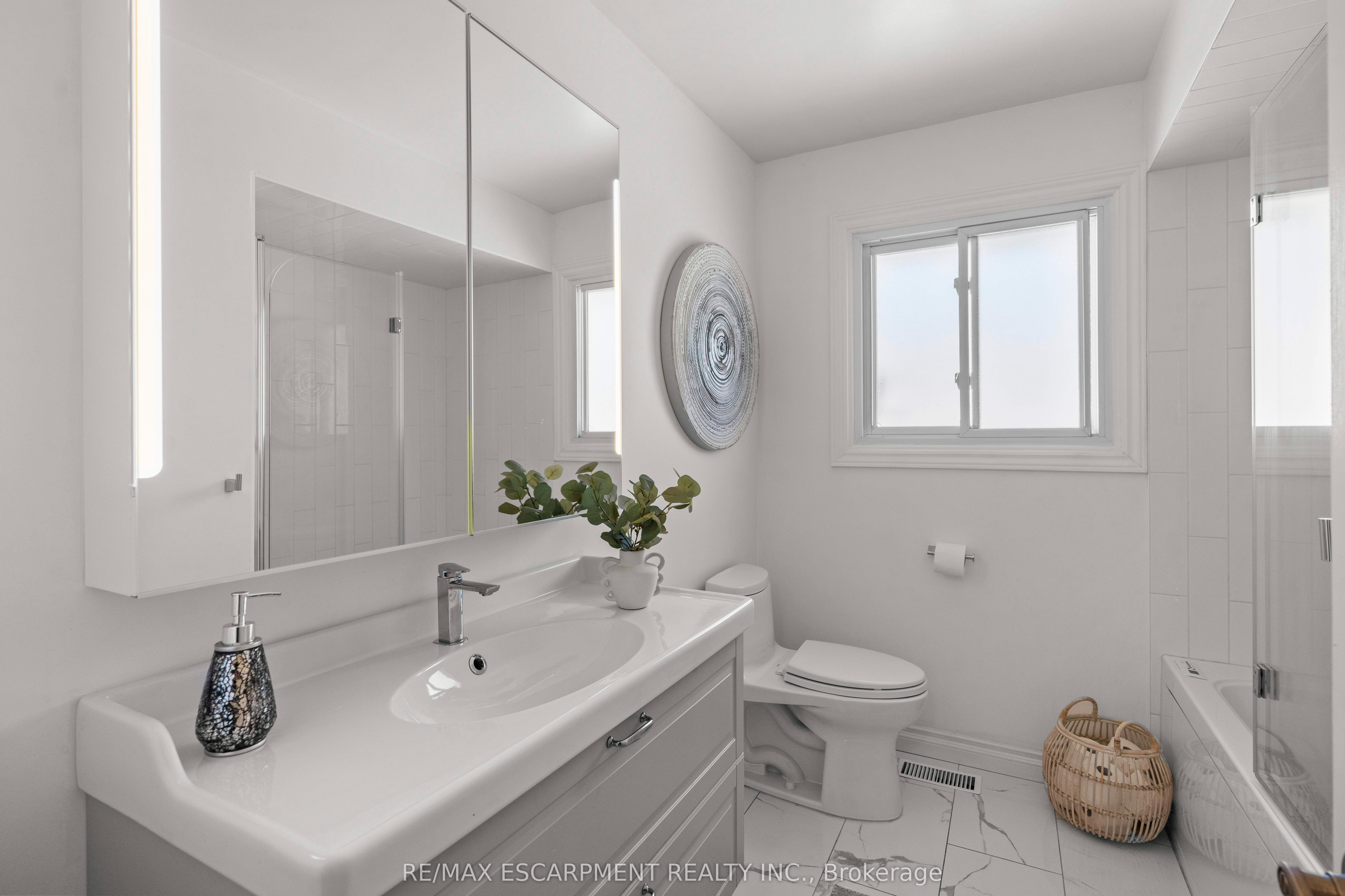 77 Hill Crest N/a Property Photo 16